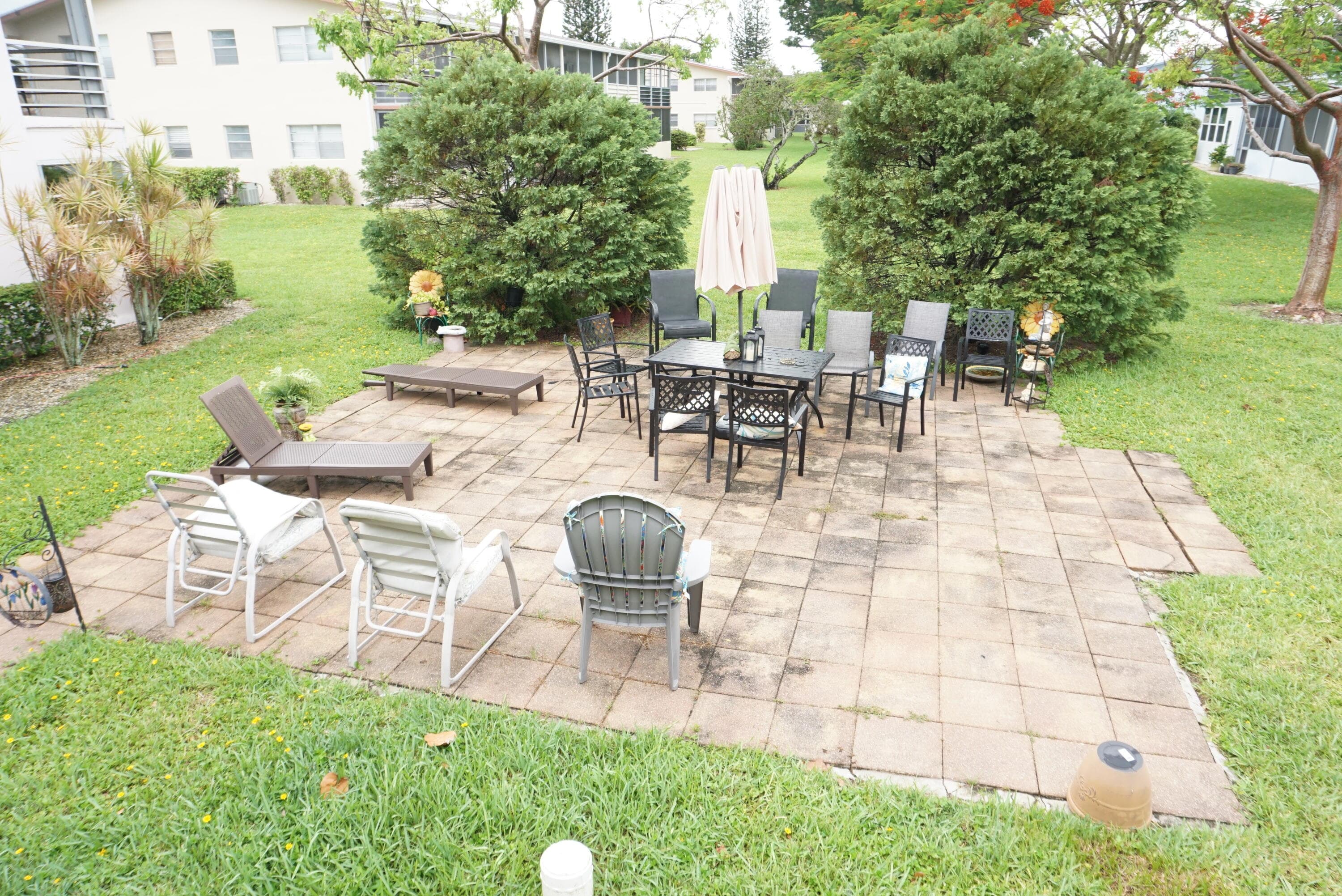 50 Canterbury B, West Palm Beach, FL 33417 — photo 13 of 13