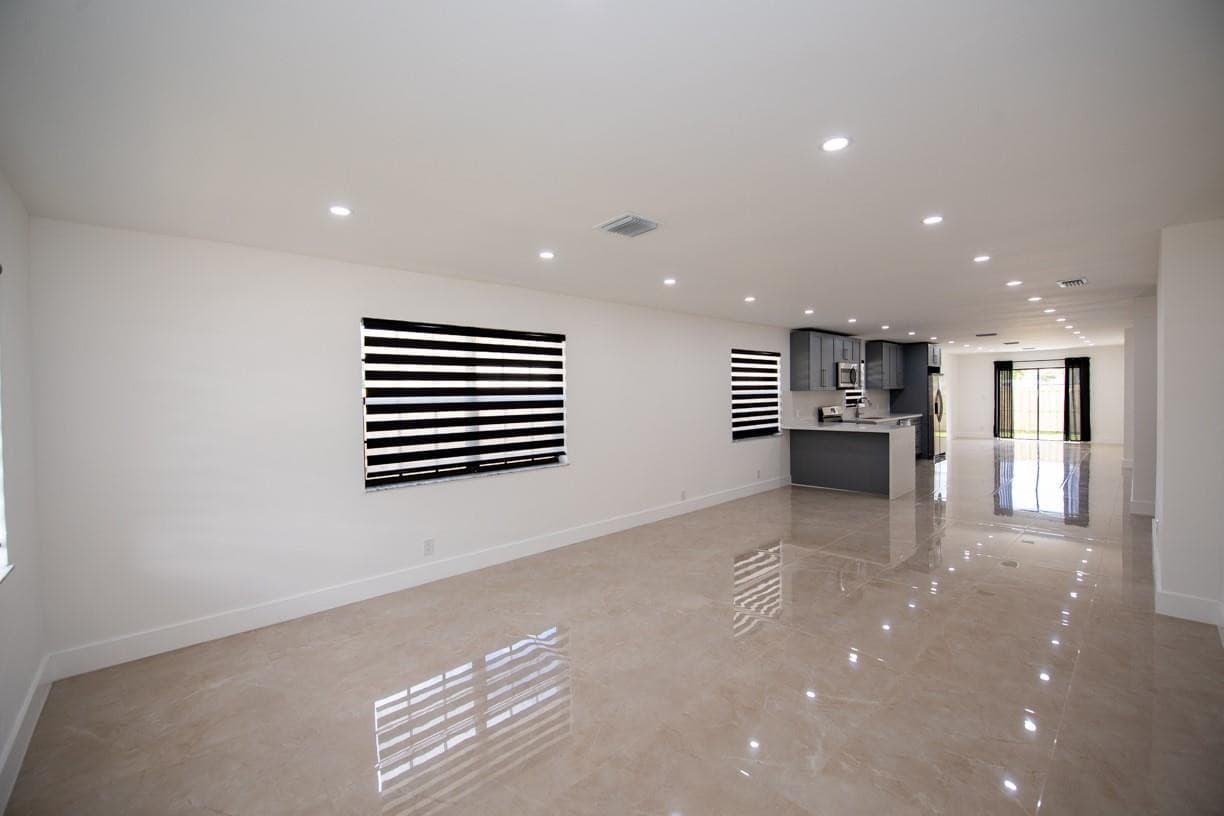 110 NW 6th Avenue, Dania Beach, FL 33004 — photo 23 of 64
