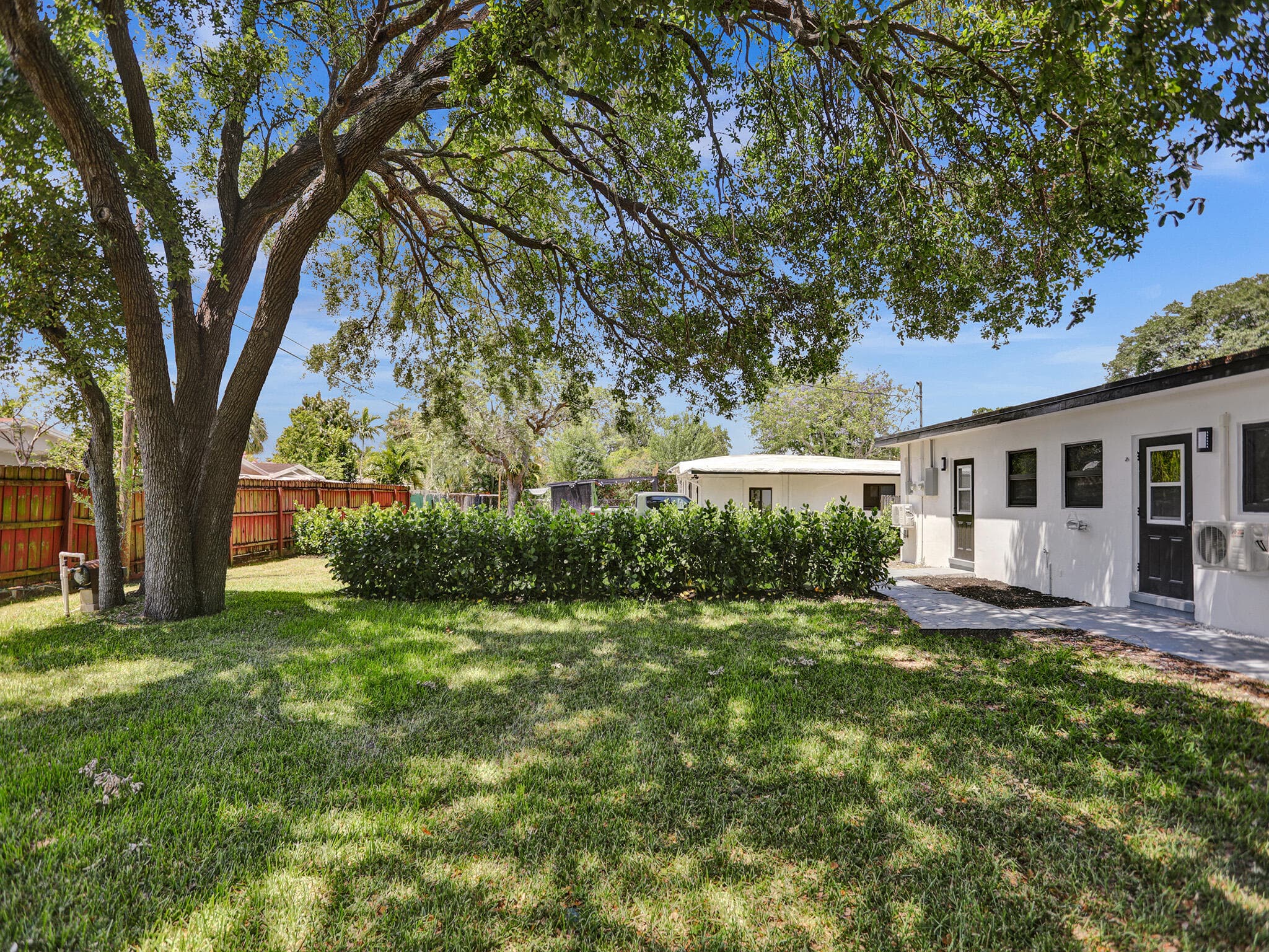 950 SW 29th Street, Fort Lauderdale, FL 33315 — photo 5 of 16