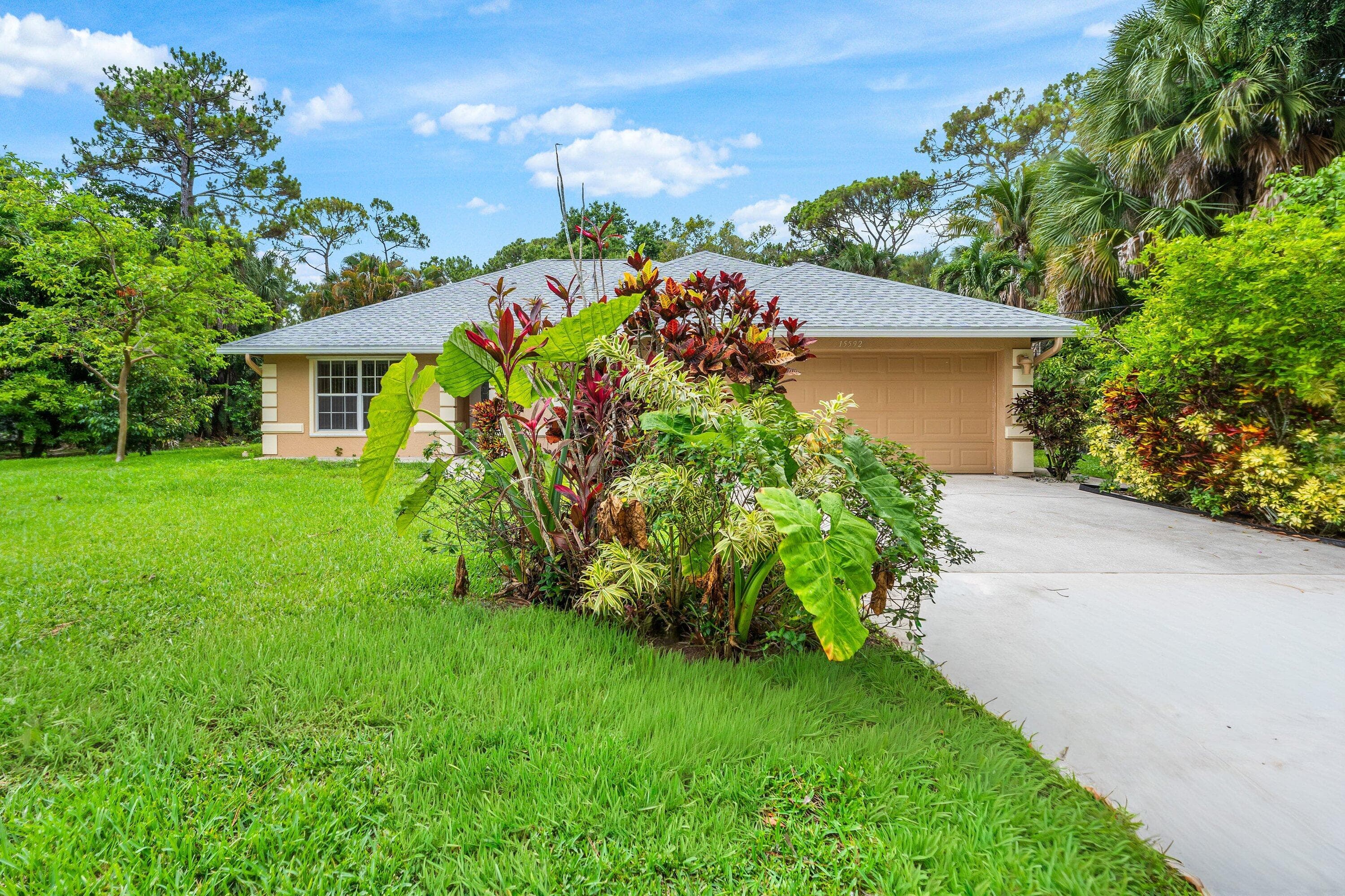 15592 99th Street N, West Palm Beach, FL 33412 — photo 3 of 38