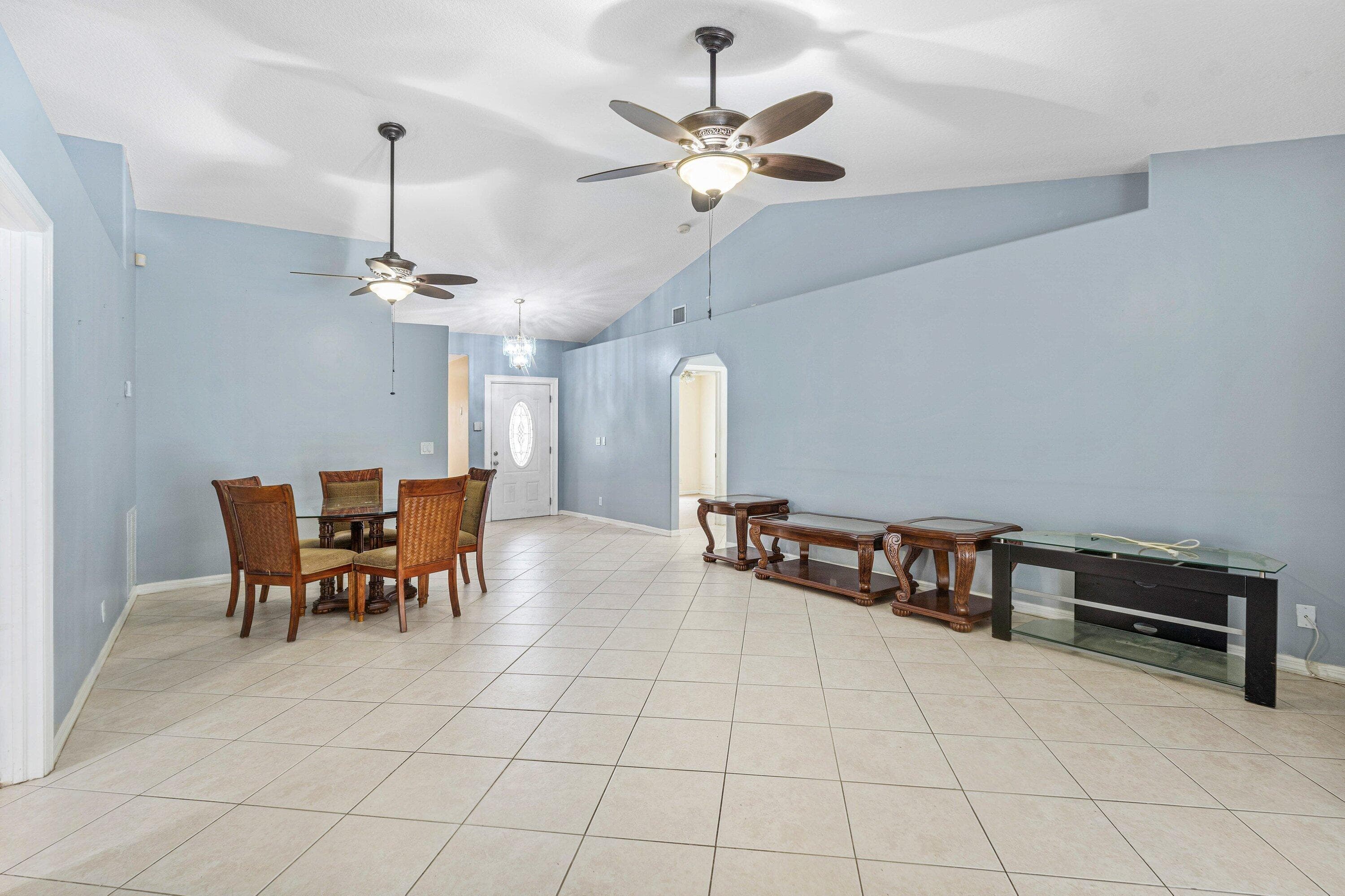 15592 99th Street N, West Palm Beach, FL 33412 — photo 9 of 38