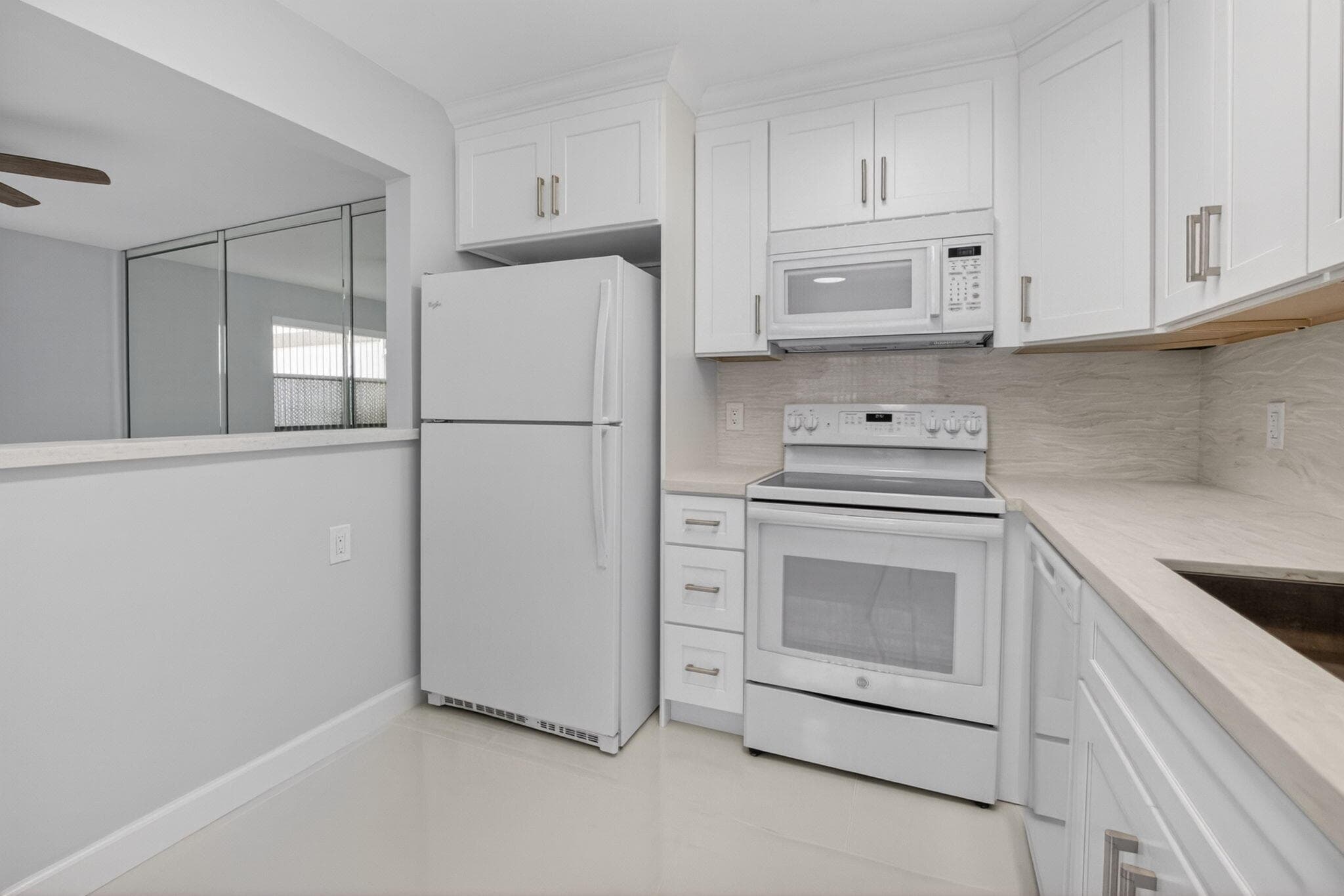 11 Brittany A, Delray Beach, FL 33446 — photo 15 of 95