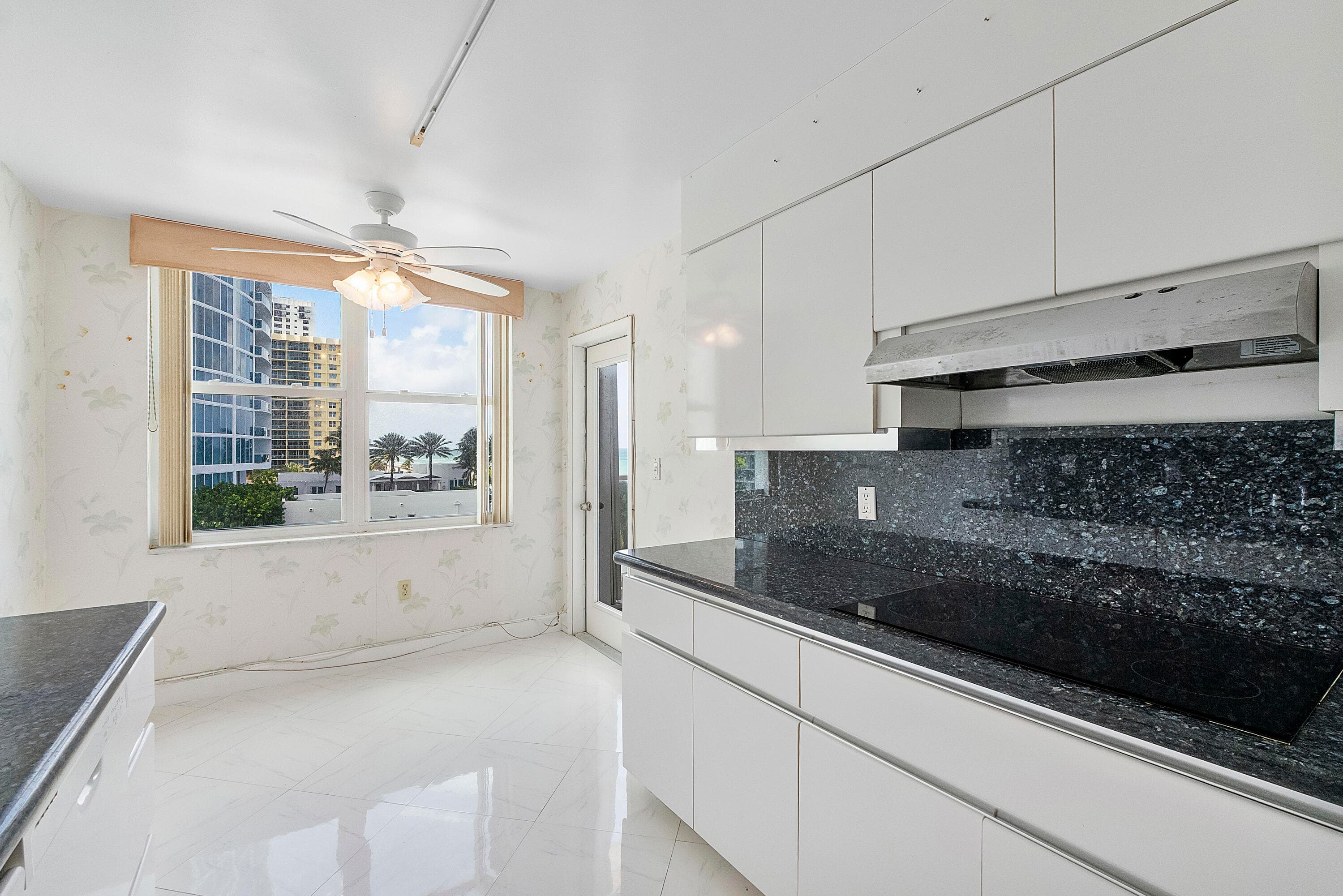 2751 S Ocean Drive 602s, Hollywood, FL 33019 — photo 9 of 50