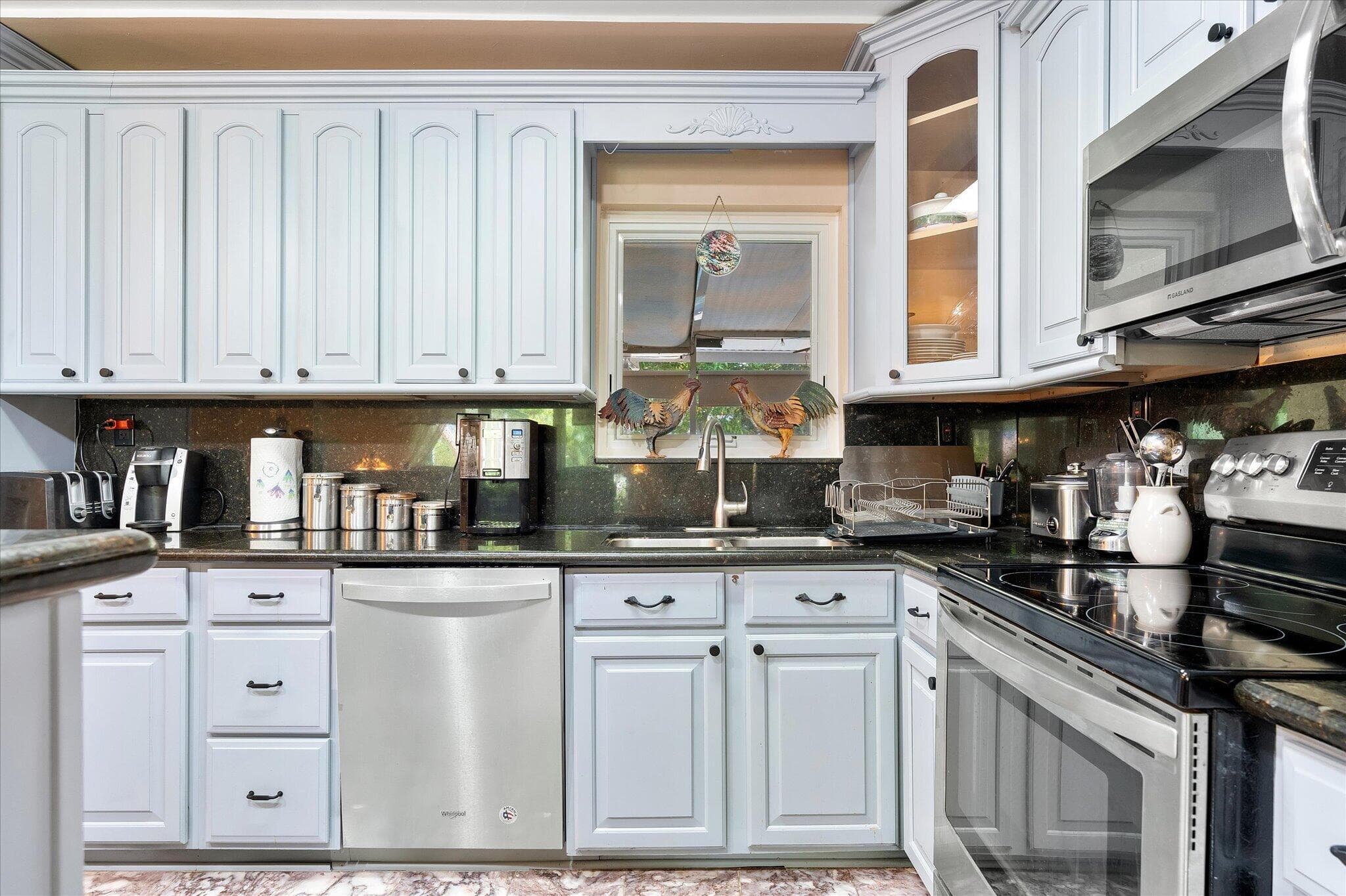 660 Azalea Court, Plantation, FL 33317 — photo 6 of 32