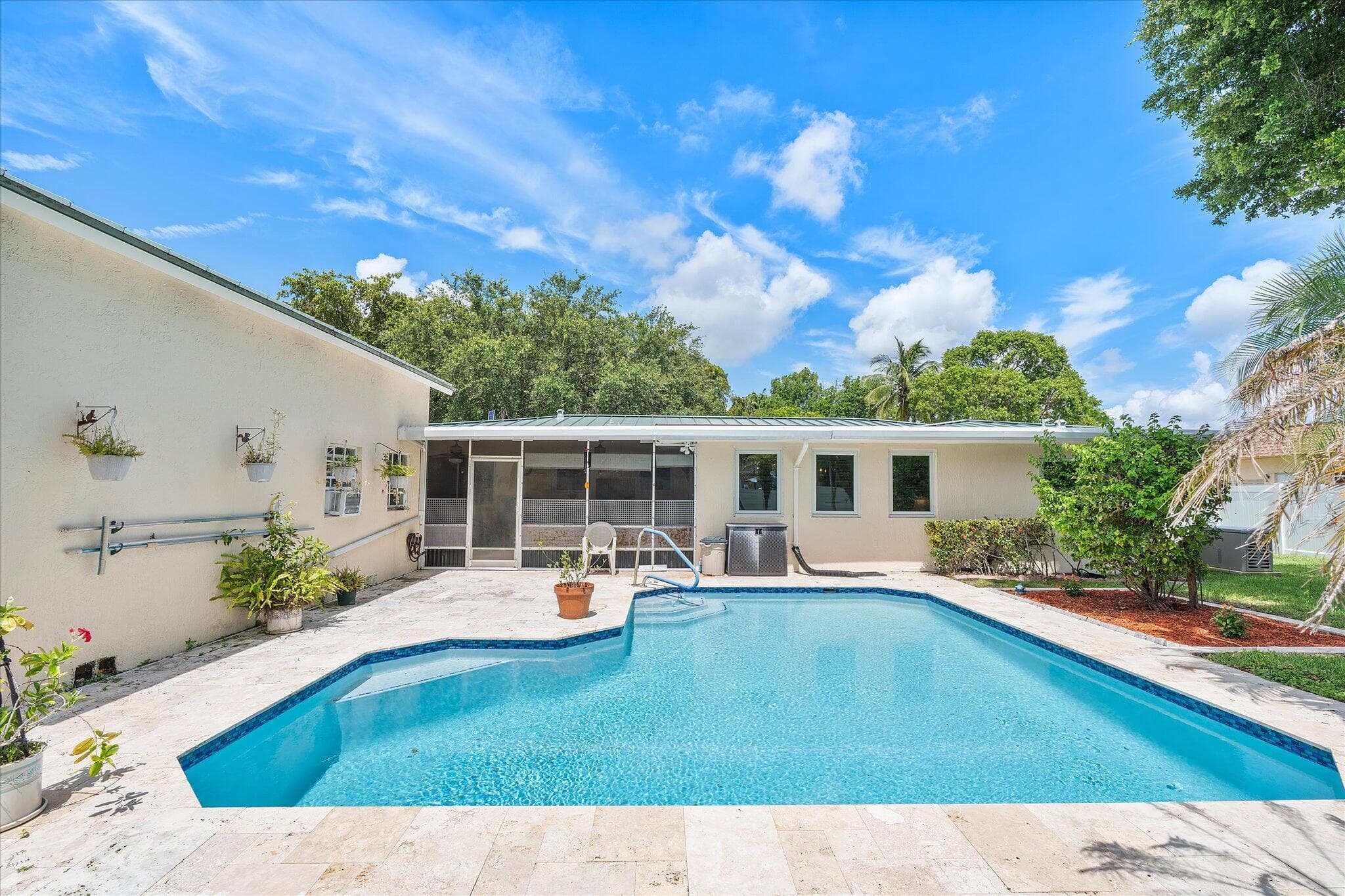 660 Azalea Court, Plantation, FL 33317 — photo 3 of 32
