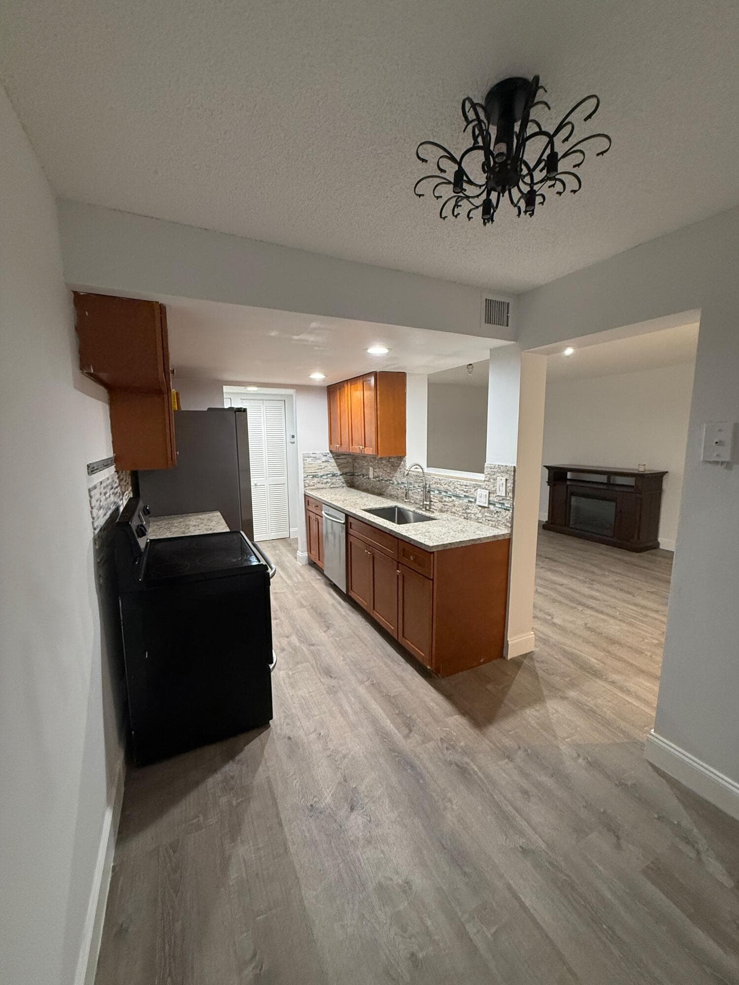 6190 Woodlands Boulevard 110, Tamarac, FL 33319 — photo 8 of 11