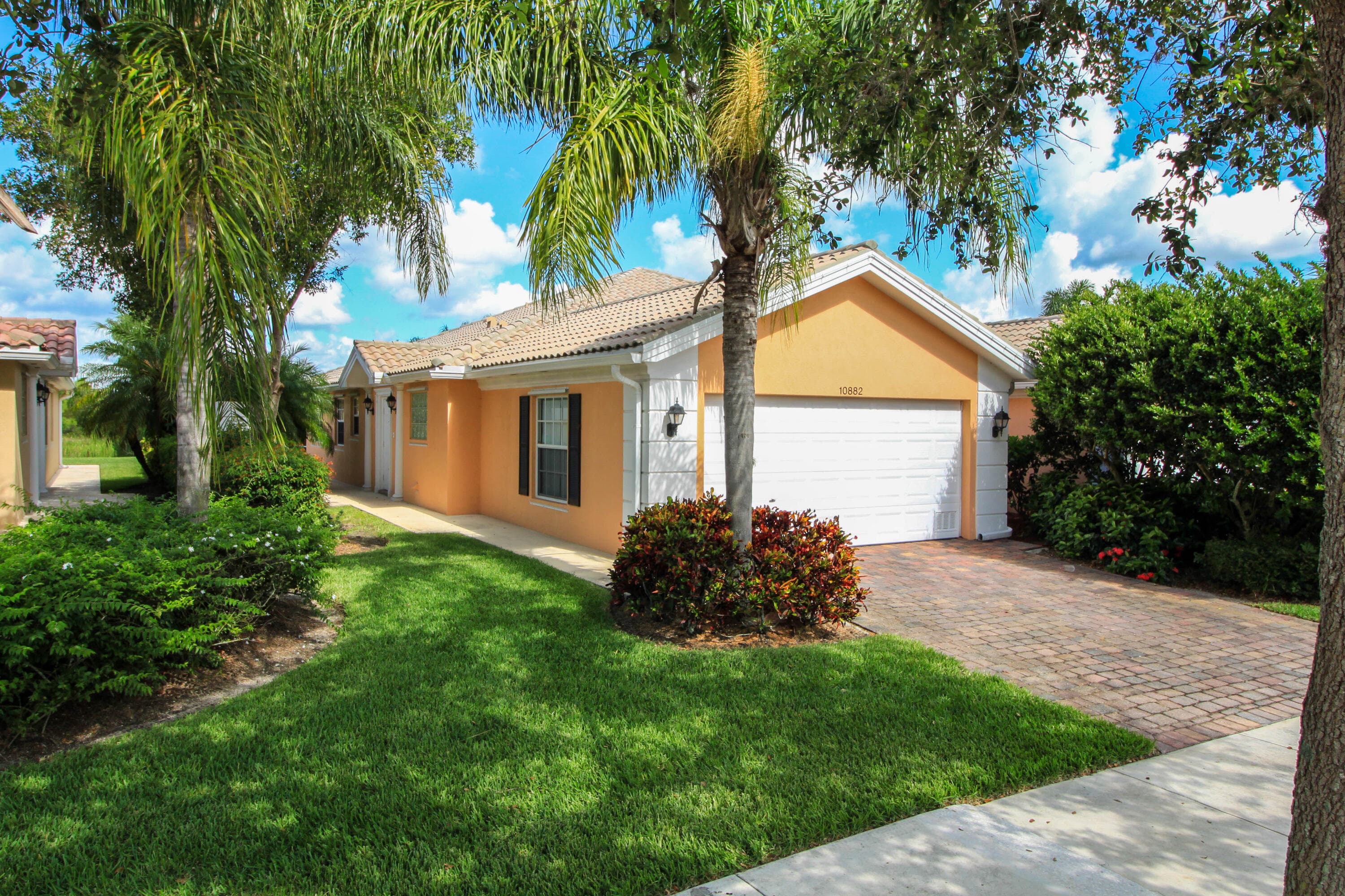 10882 SW Dardanelle Drive, Port St. Lucie, FL 34987 — photo 1 of 48