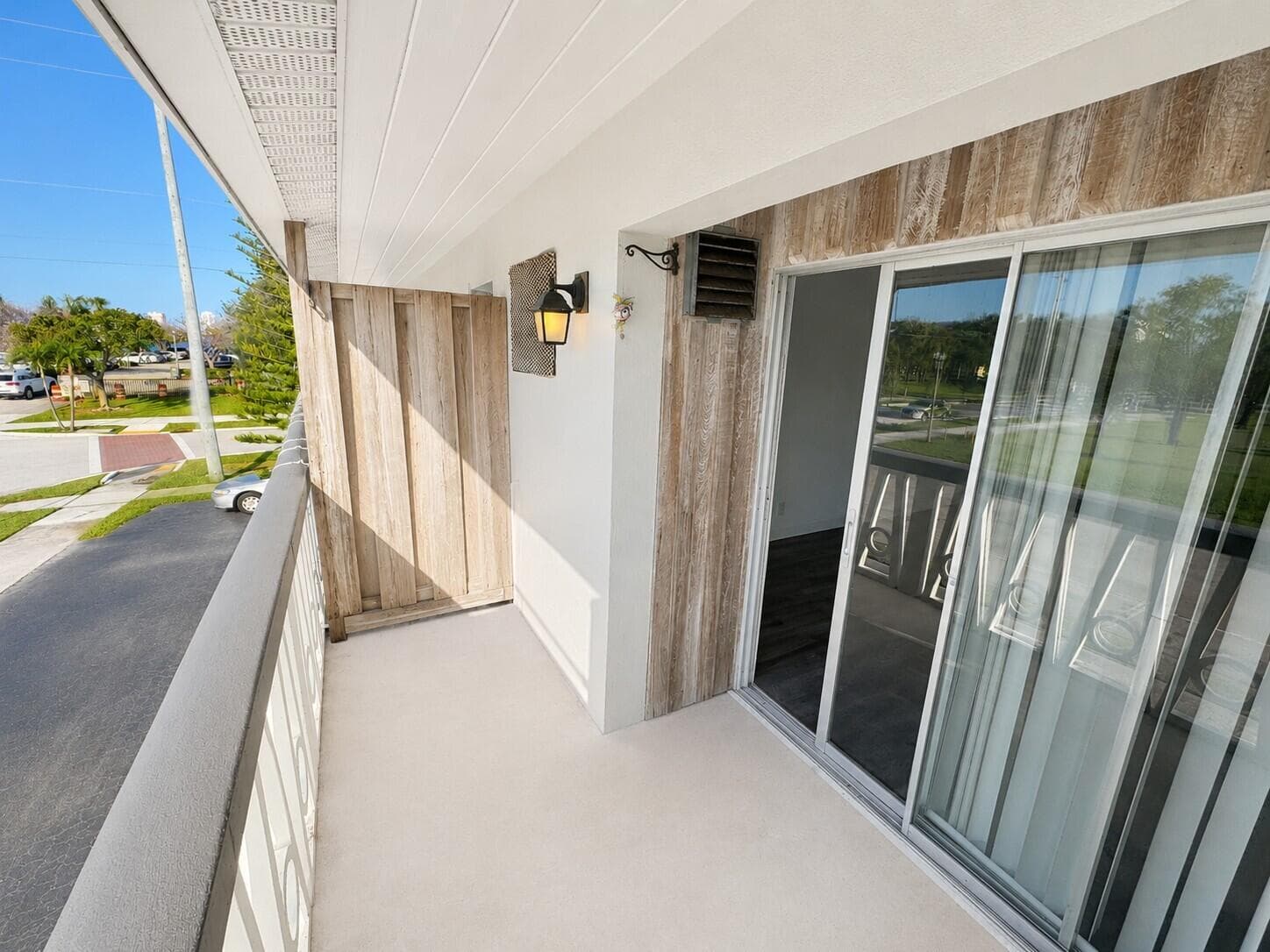 510 Lake Shore Drive 20, Lake Park, FL 33403 — photo 7 of 8