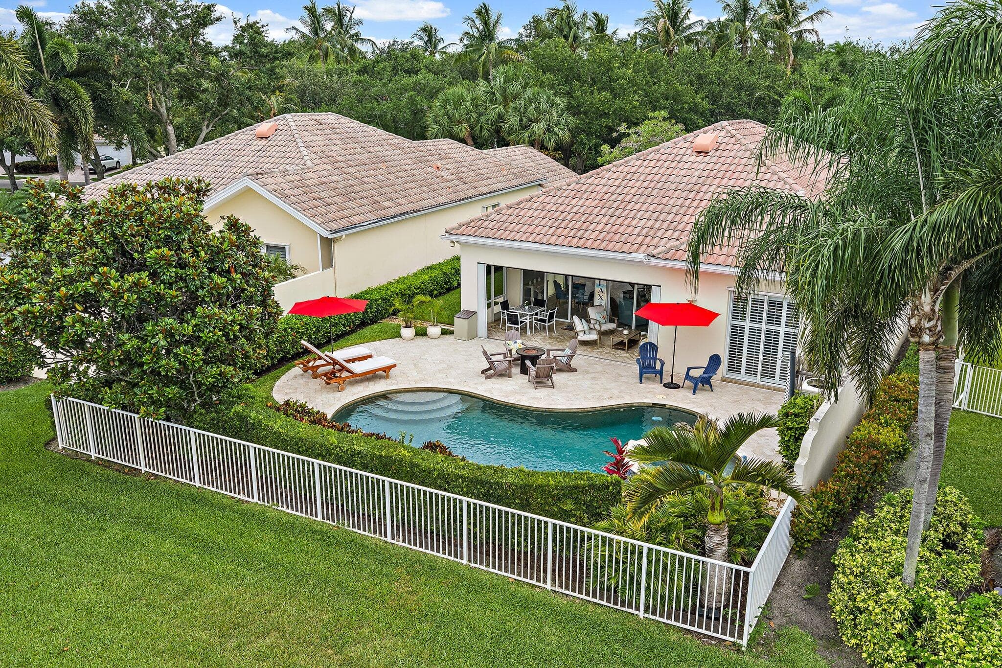 102 Euphrates Circle, Palm Beach Gardens, FL 33410 — photo 3 of 58