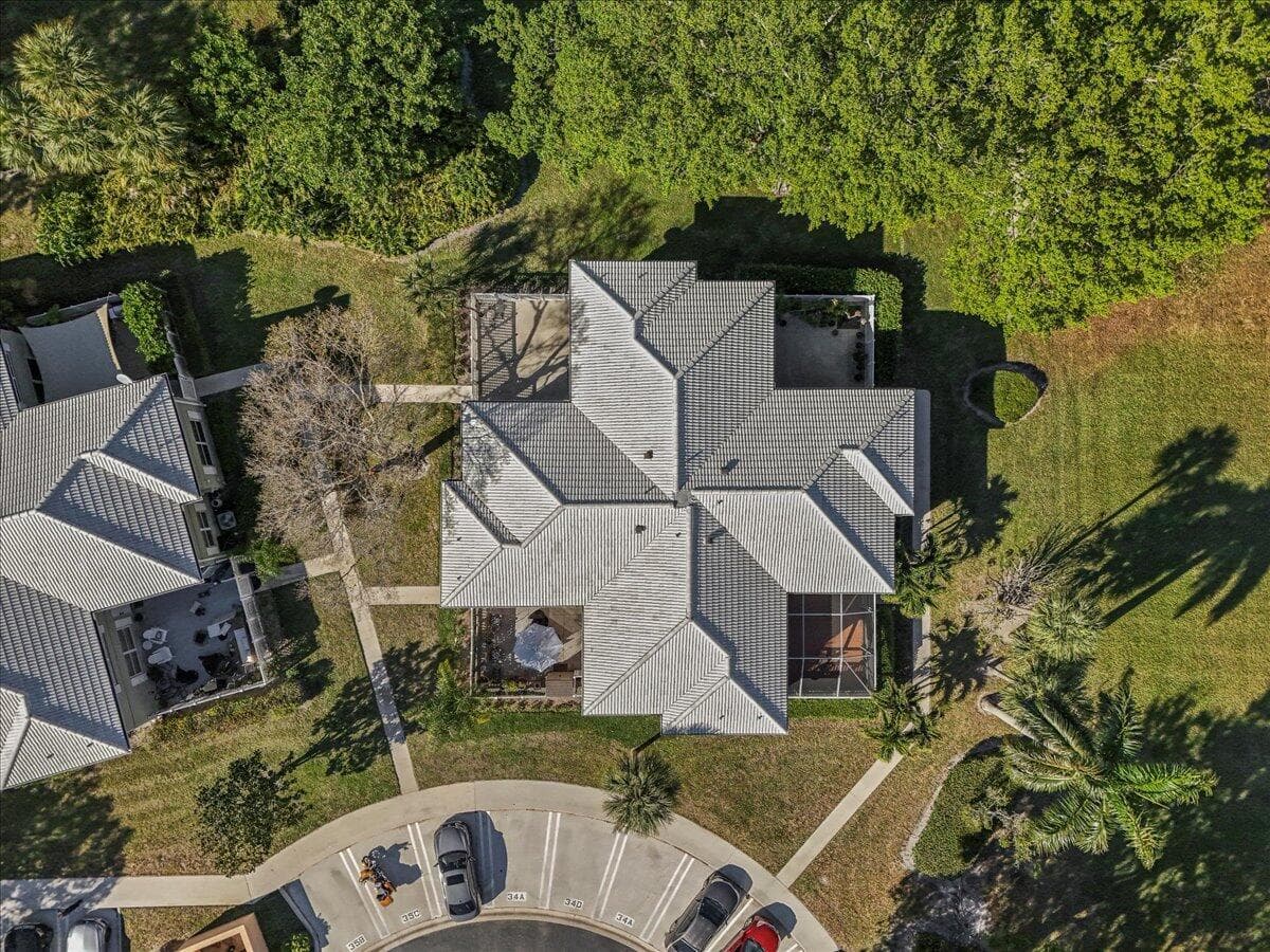 1945 Stratford Way, West Palm Beach, FL 33409 — photo 2 of 43