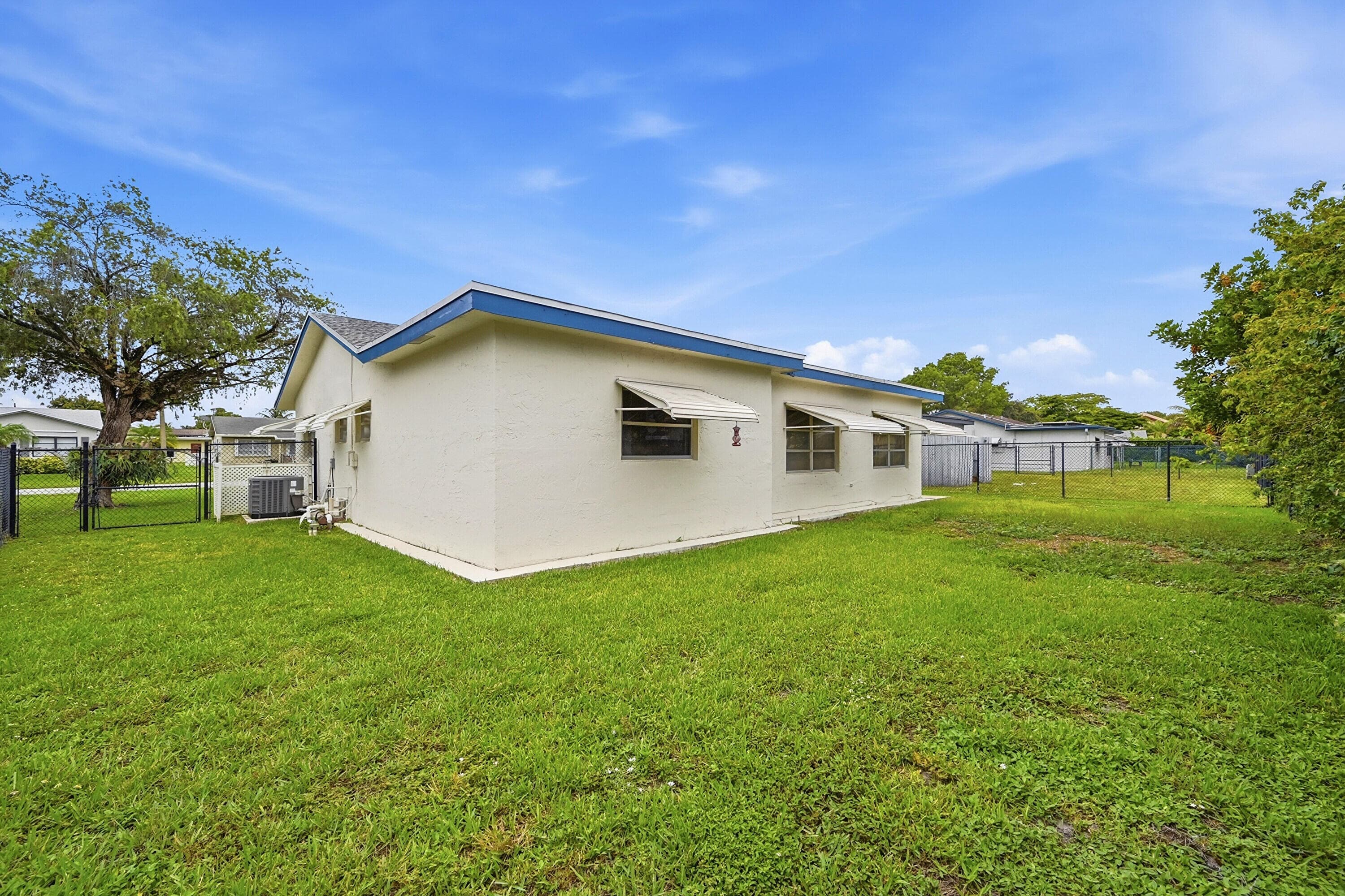 9505 NW 73rd Street, Tamarac, FL 33321 — photo 26 of 48