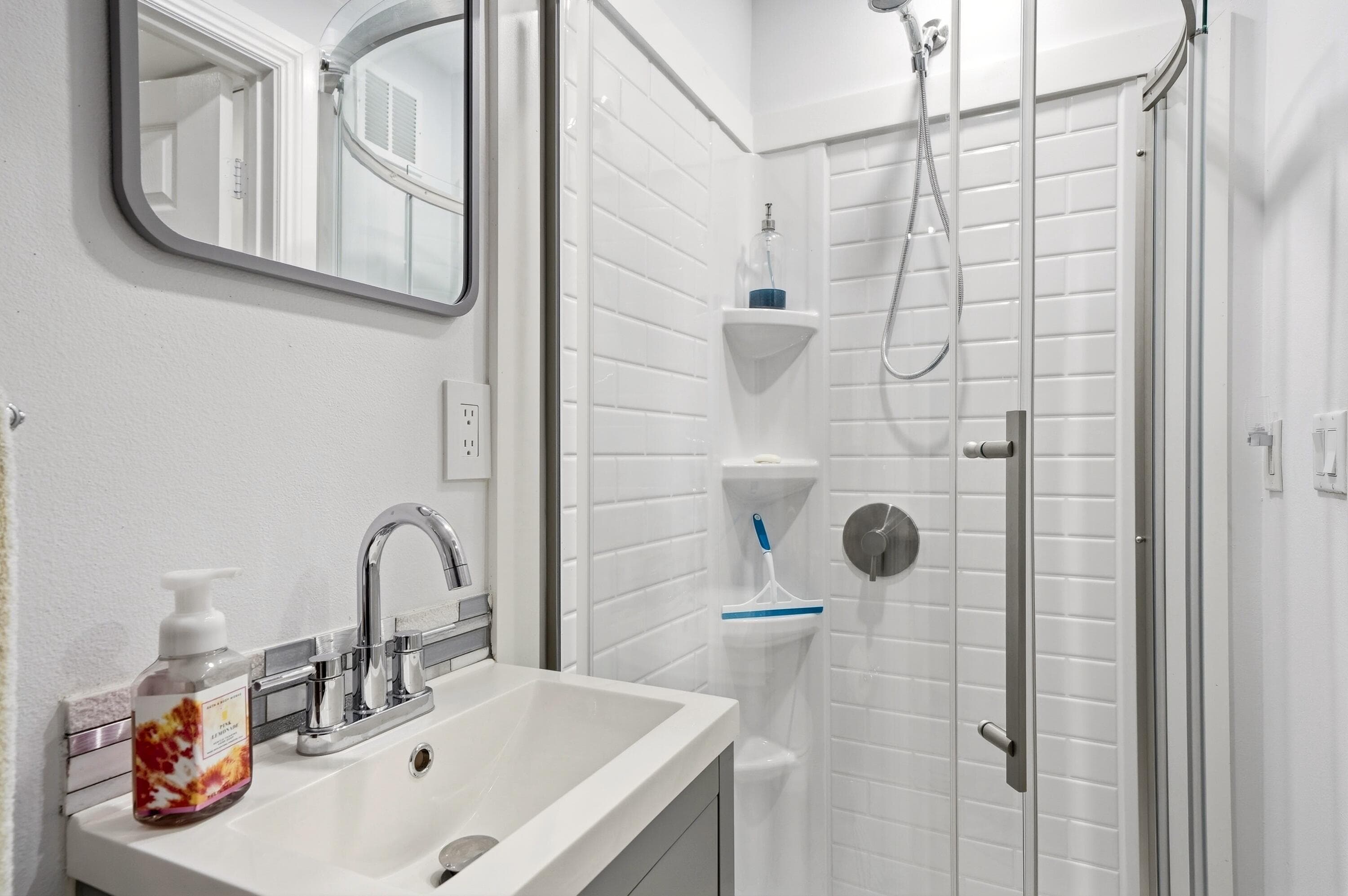 2265 NE 9th Avenue, Wilton Manors, FL 33305 — photo 11 of 50