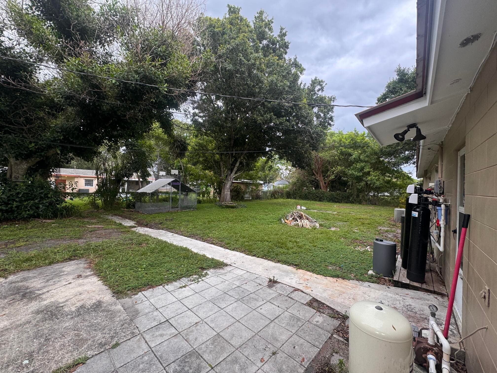334 Johnston Street, Fort Pierce, FL 34982 — photo 2 of 9