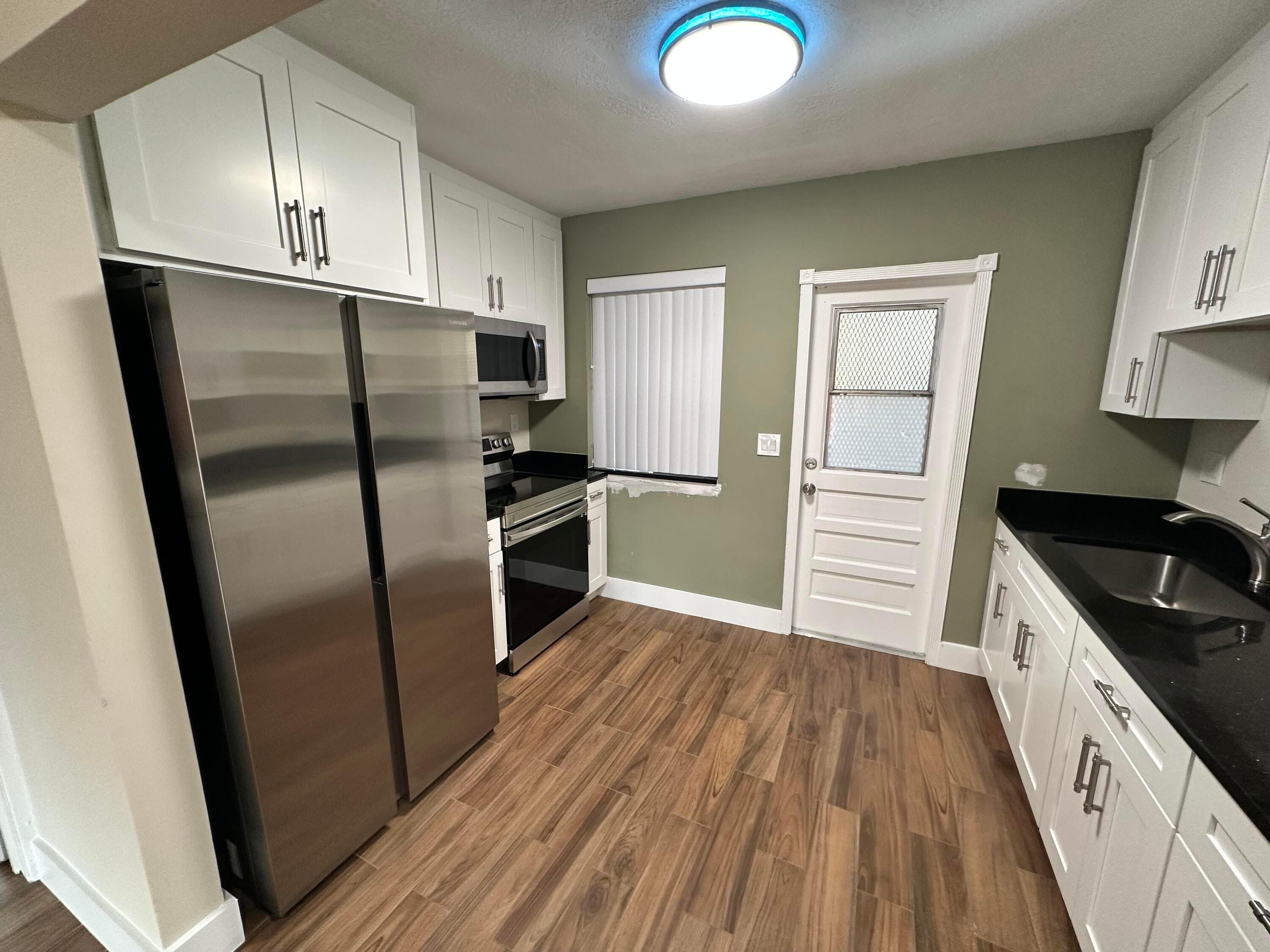 61 NW 35th Street 2, Oakland Park, FL 33309 — photo 6 of 29