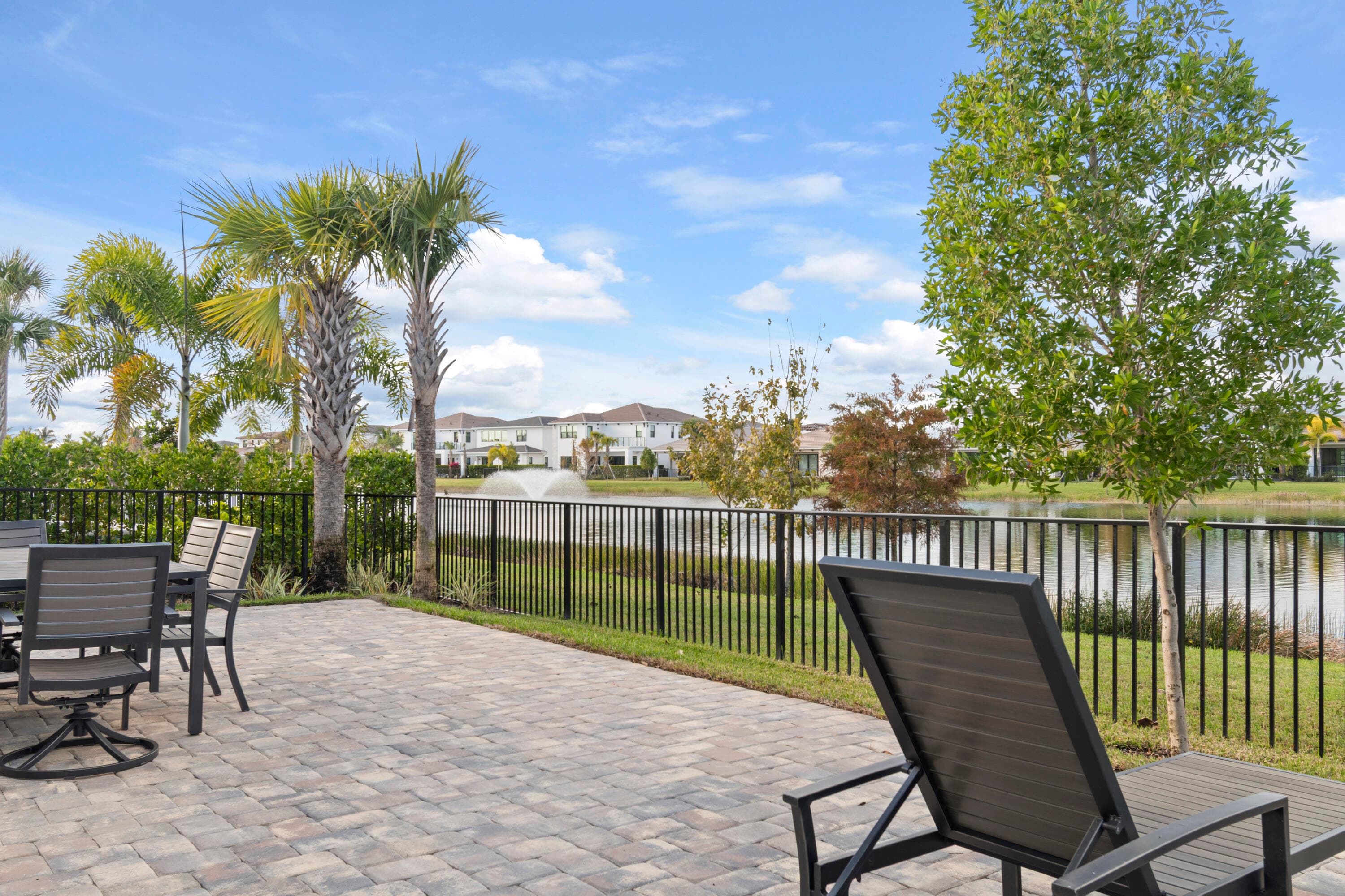 12510 Solano Bay Circle, Palm Beach Gardens, FL 33412 — photo 37 of 38