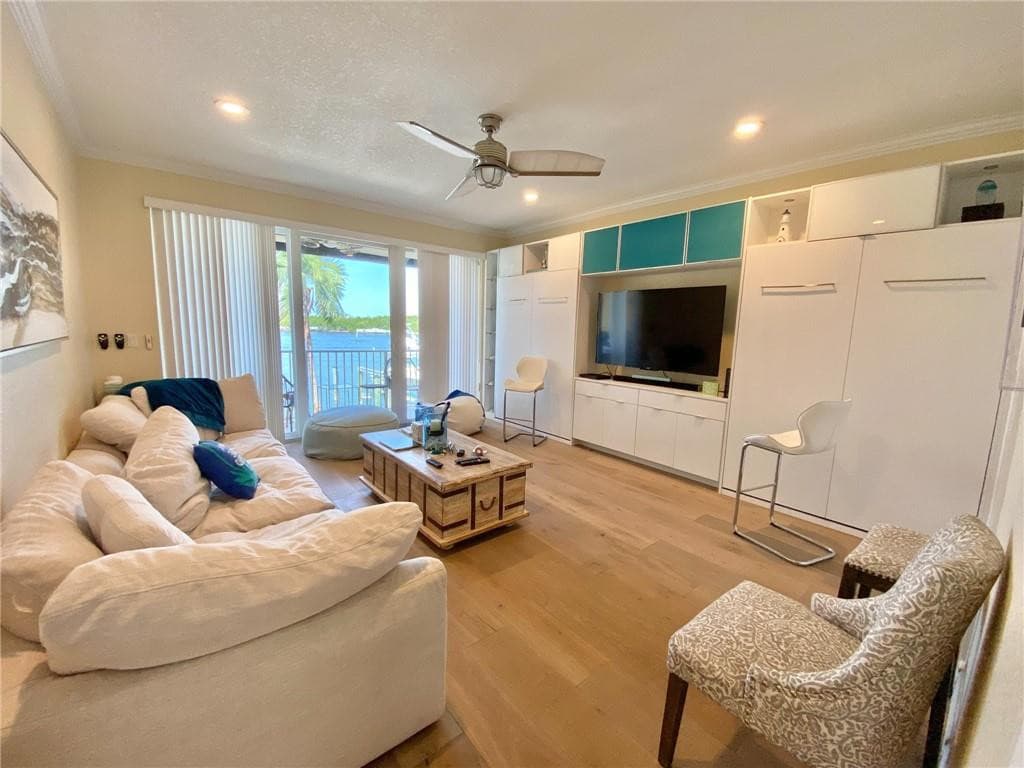 4230 N Ocean Drive, Hollywood, FL 33019 — photo 11 of 38