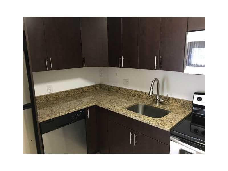 4003 N University Drive 107, Sunrise, FL 33351 — photo 2 of 10
