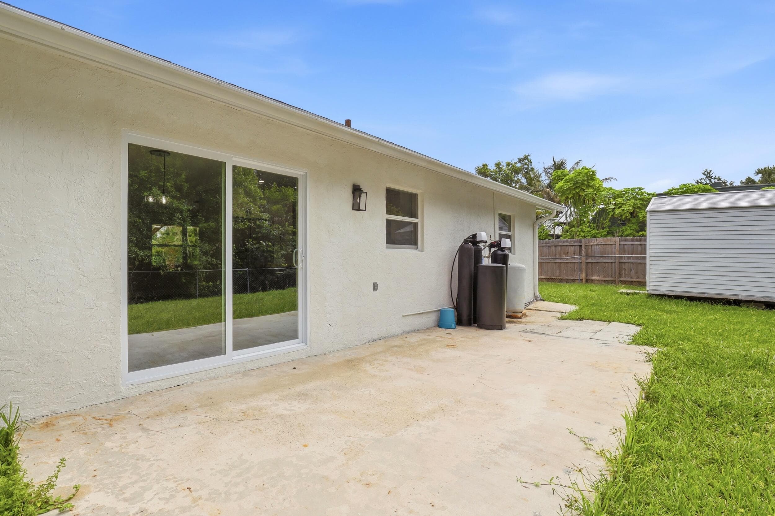 15409 Los Angeles Drive, Loxahatchee Groves, FL 33470 — photo 31 of 38