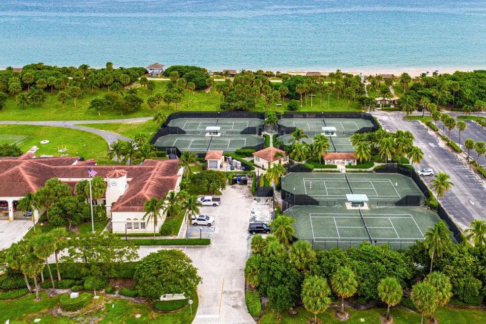 2185 Ibis Isle Road 1, Palm Beach, FL 33480 — photo 42 of 45