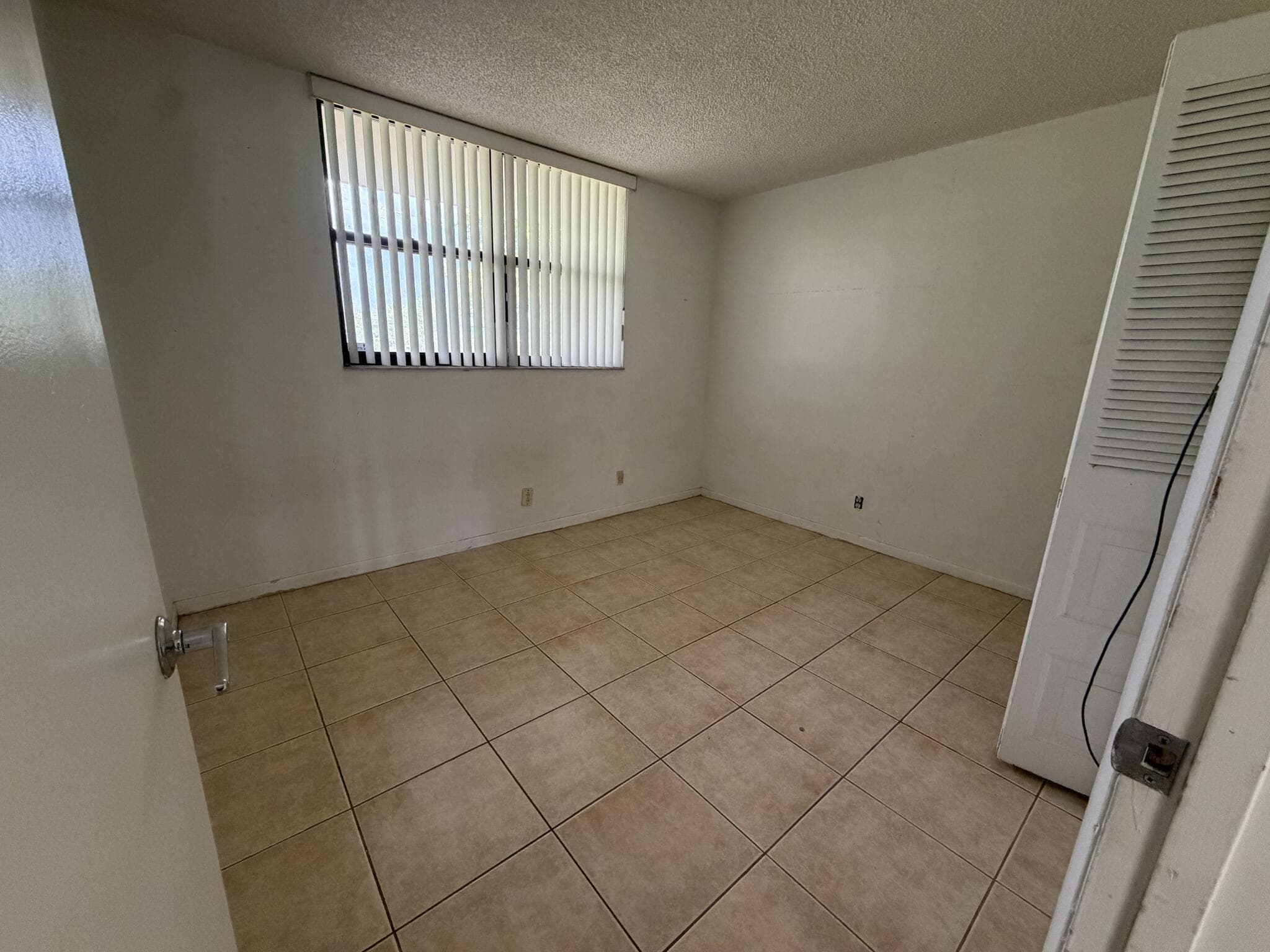 112 Lake Emerald Drive 203, Oakland Park, FL 33309 — photo 6 of 35