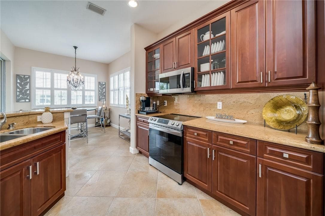 8012 NW 128th Lane, Parkland, FL 33076 — photo 16 of 84