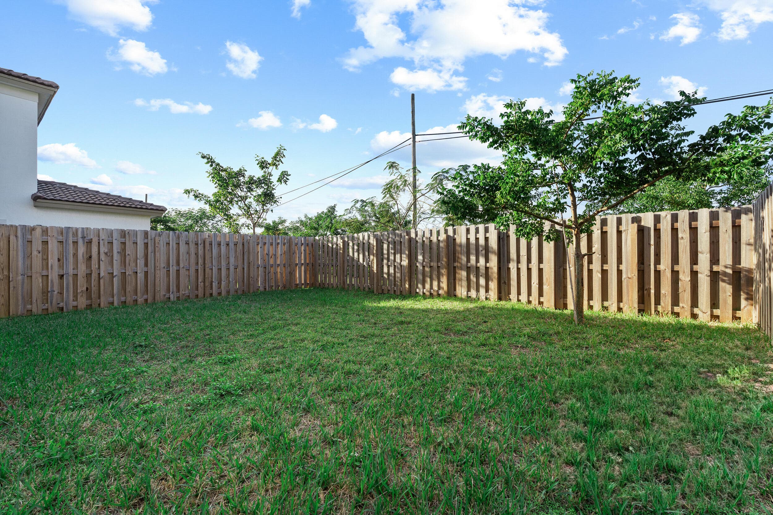 2405 NW 131st Circle, Miami, FL 33167 — photo 25 of 29