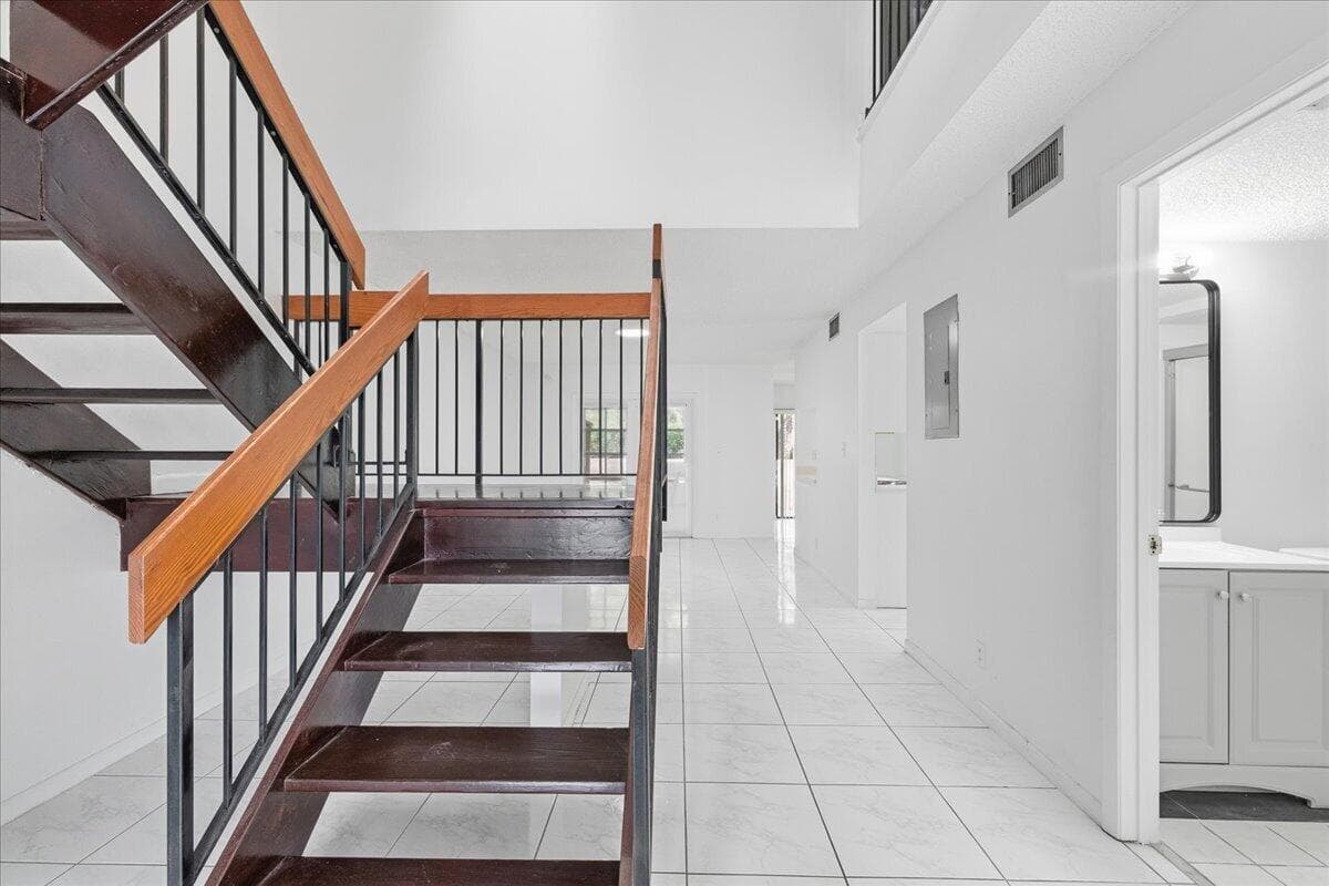 9985 W Atlantic Boulevard 9985, Coral Springs, FL 33071 — photo 4 of 36