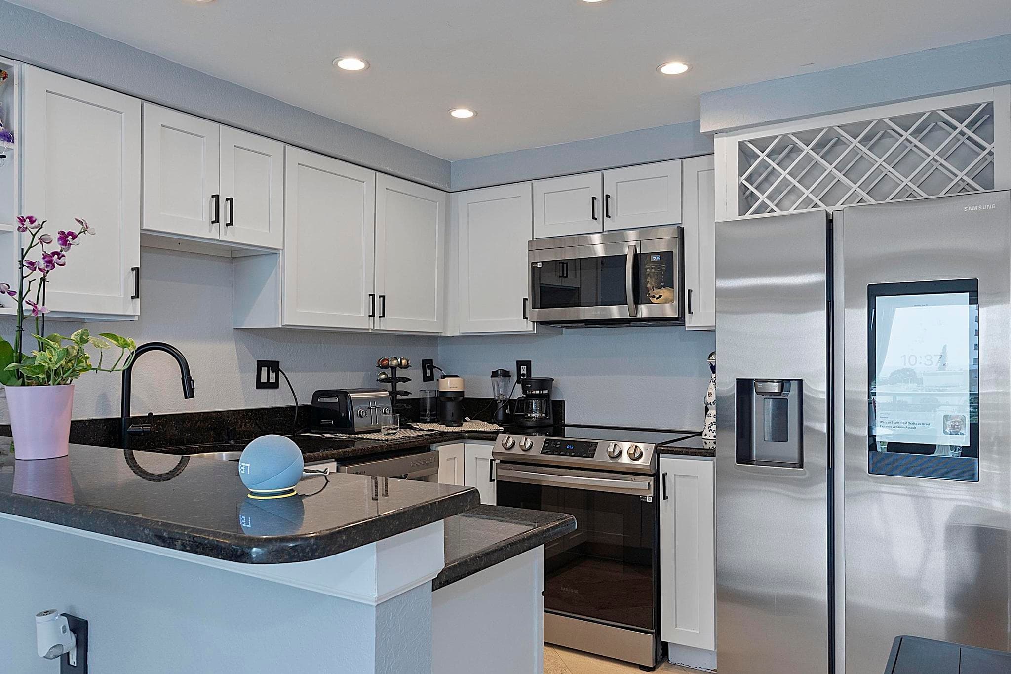 2900 NE 30th Street Apt 8j, Fort Lauderdale, FL 33306 — photo 4 of 46