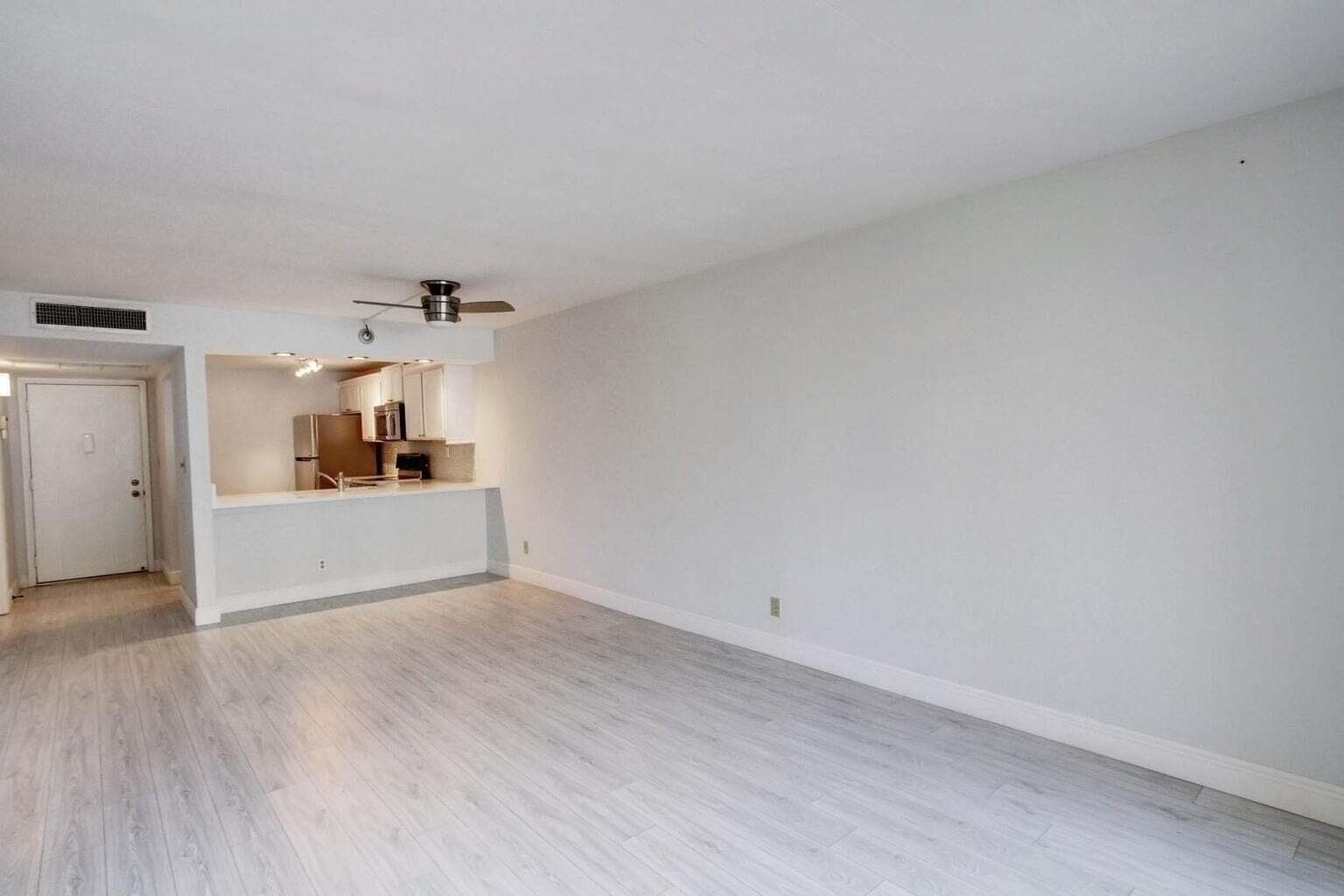 11 Royal Palm Way 1040, Boca Raton, FL 33432 — photo 18 of 33