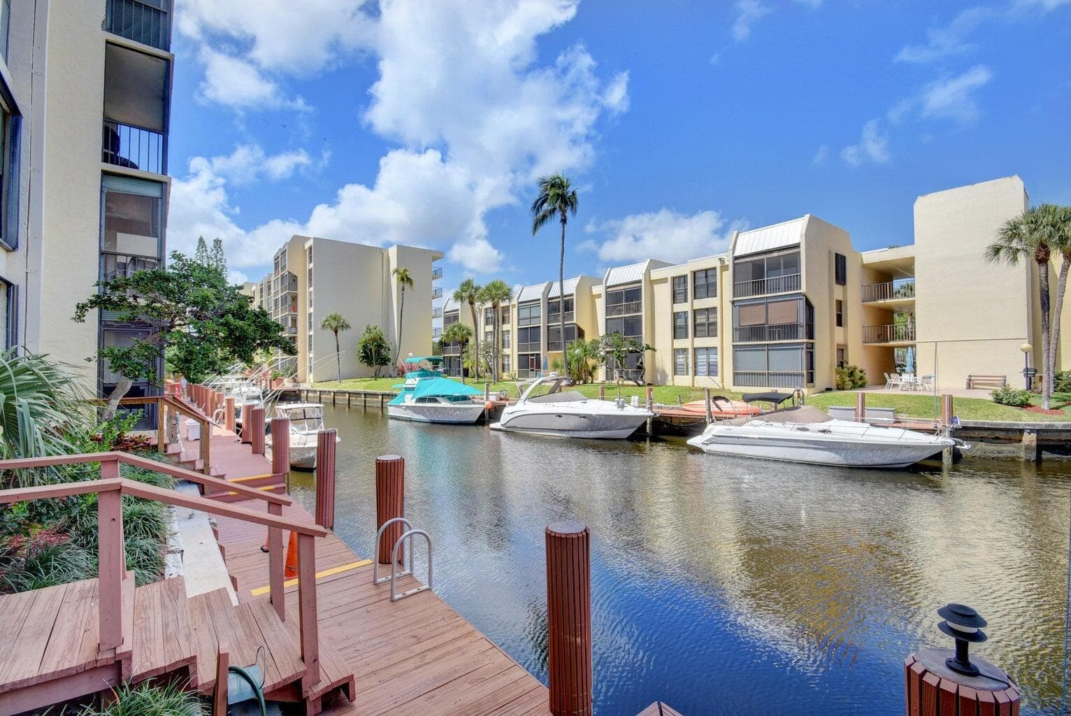 11 Royal Palm Way 1040, Boca Raton, FL 33432 — photo 22 of 33