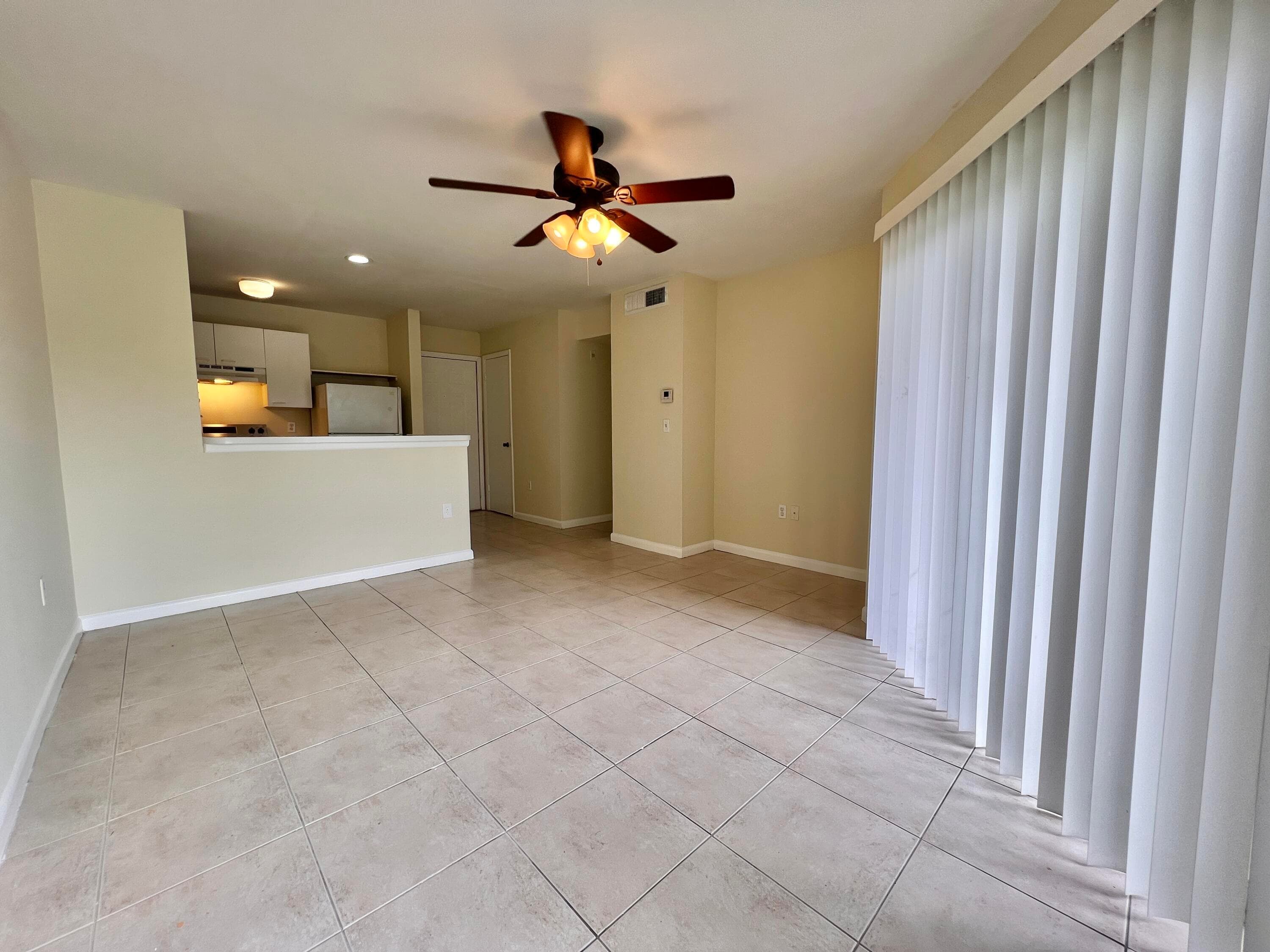 4847 Via Palm Lakes 1005, West Palm Beach, FL 33417 — photo 14 of 32