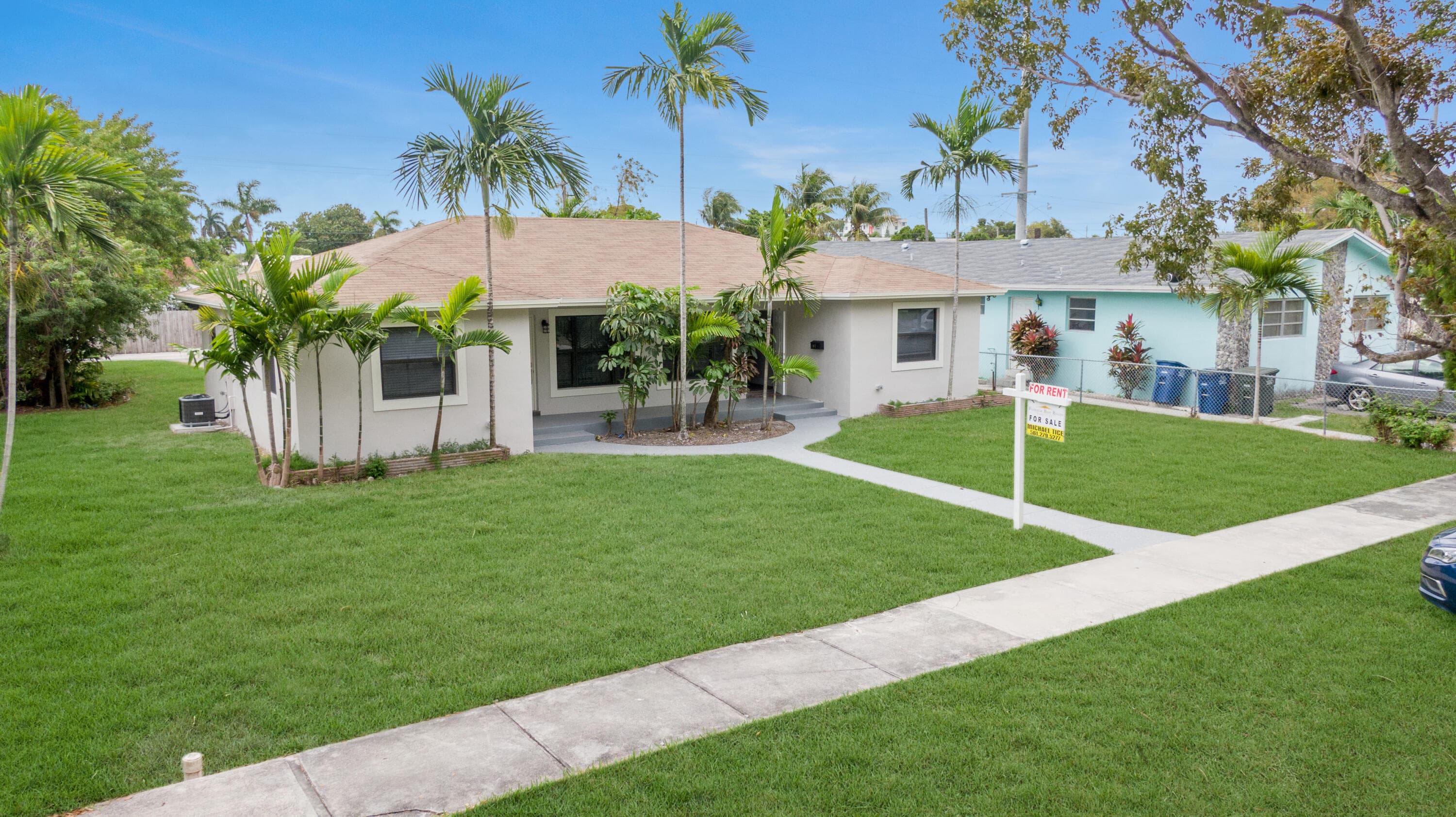 814 NE 8th Street, Hallandale Beach, FL 33009 — photo 3 of 25