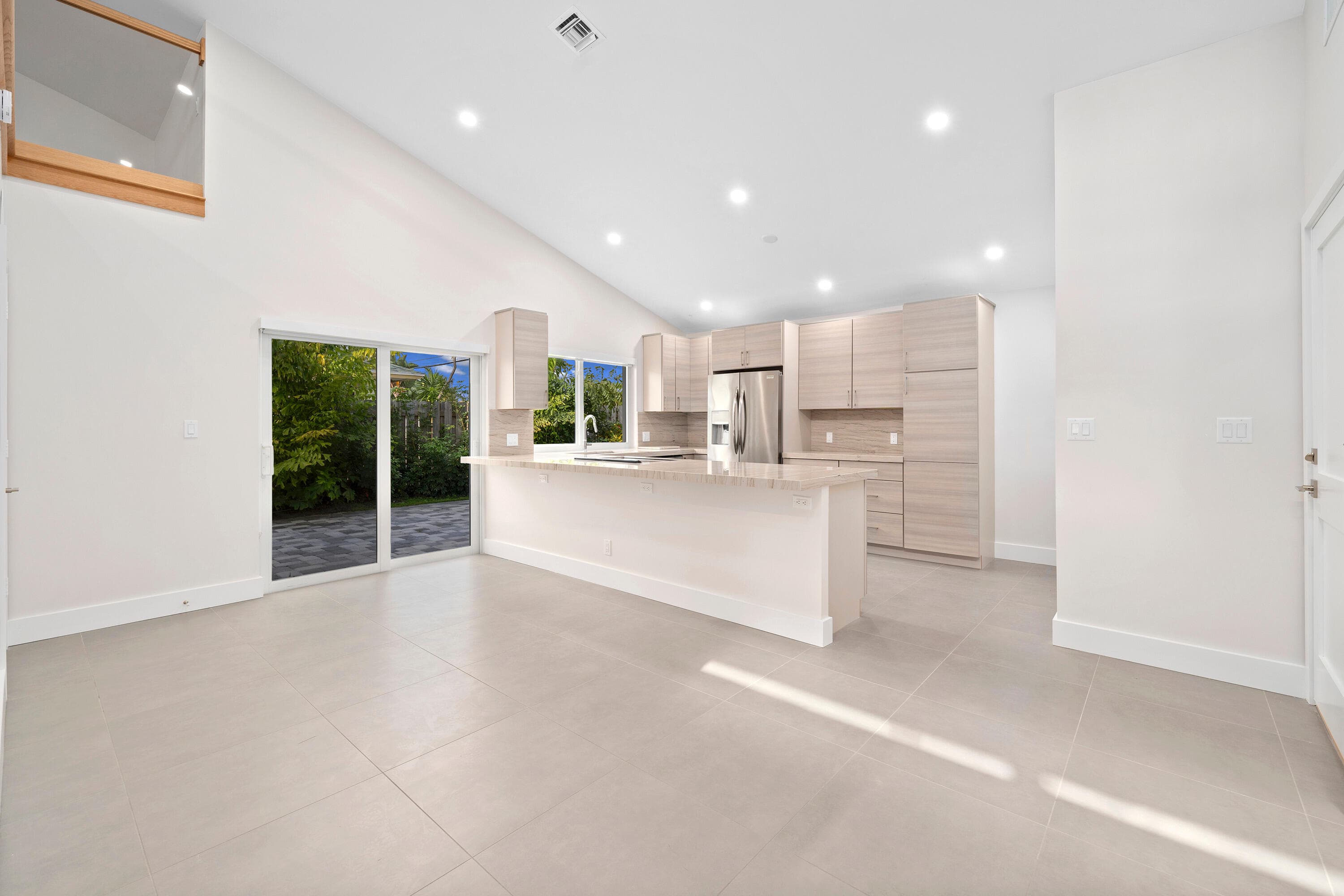 4197 NE 5th Avenue, Boca Raton, FL 33431 — photo 2 of 9
