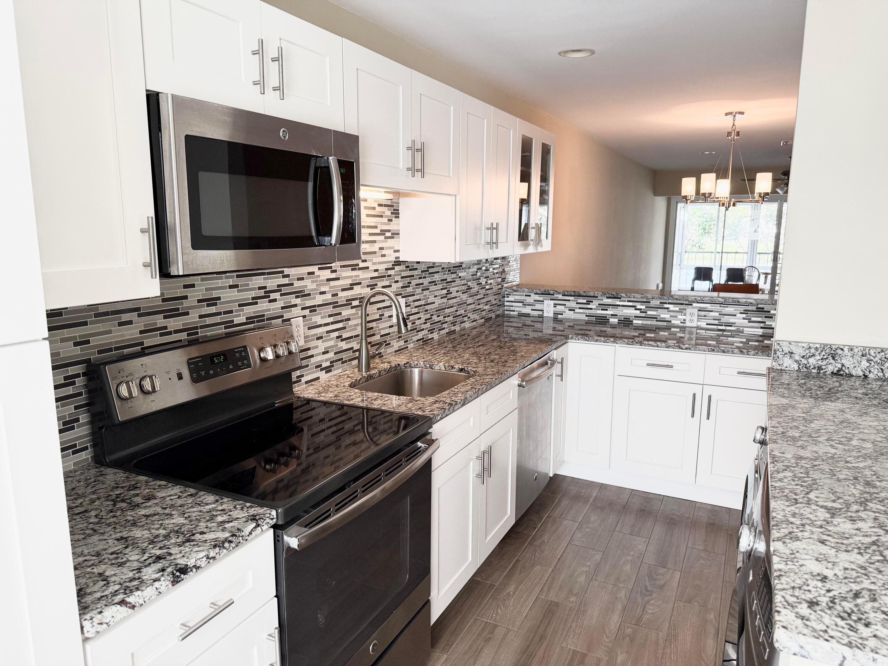 2811 SW 15th Street 202, Delray Beach, FL 33445 — photo 3 of 35