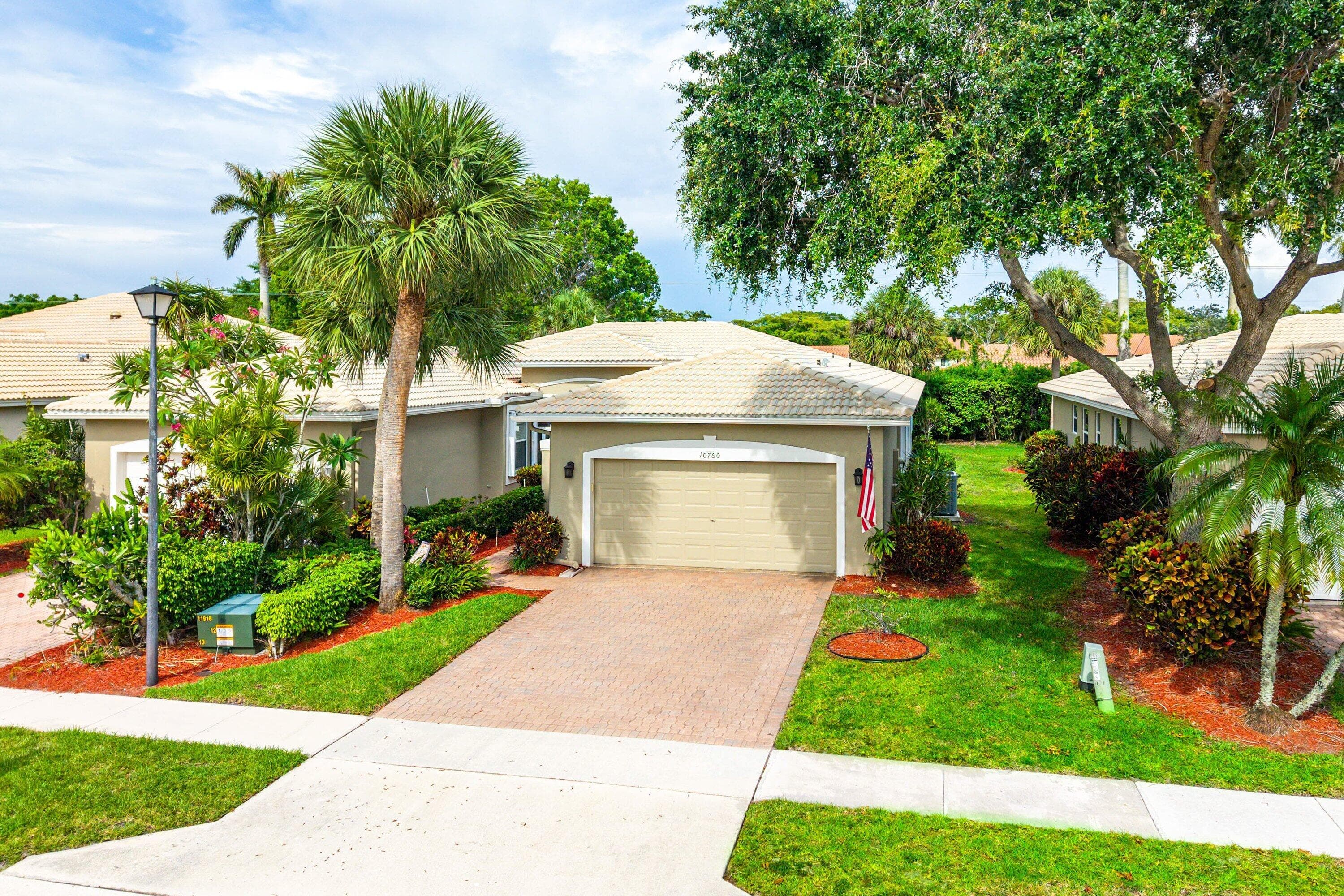 10760 Royal Caribbean Circle, Boynton Beach, FL 33437 — photo 30 of 47