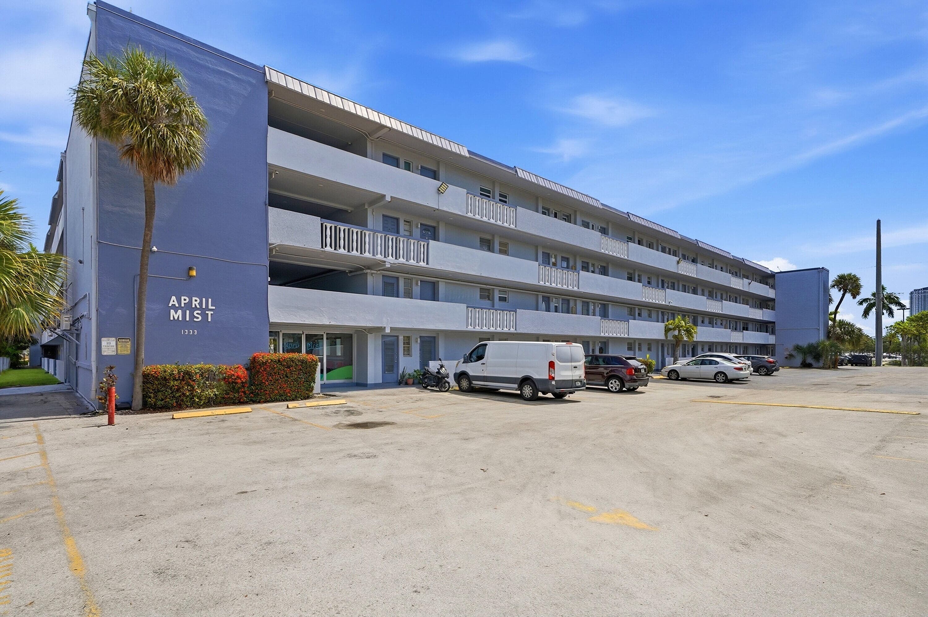 1333 E Hallandale Beach Boulevard 335, Hallandale Beach, FL 33009 — photo 23 of 27