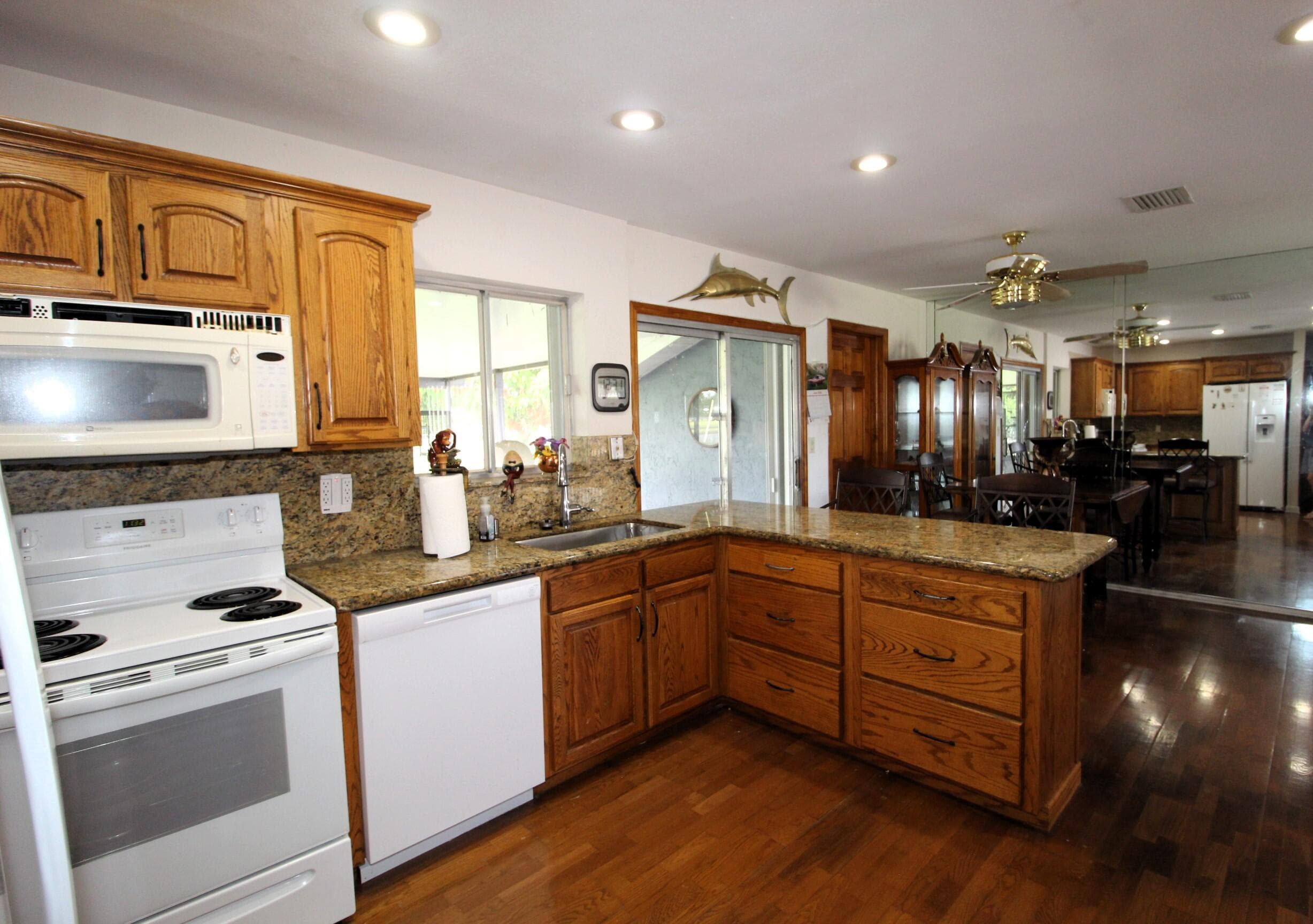 1815 SE Wexford Court, Port St. Lucie, FL 34952 — photo 9 of 36