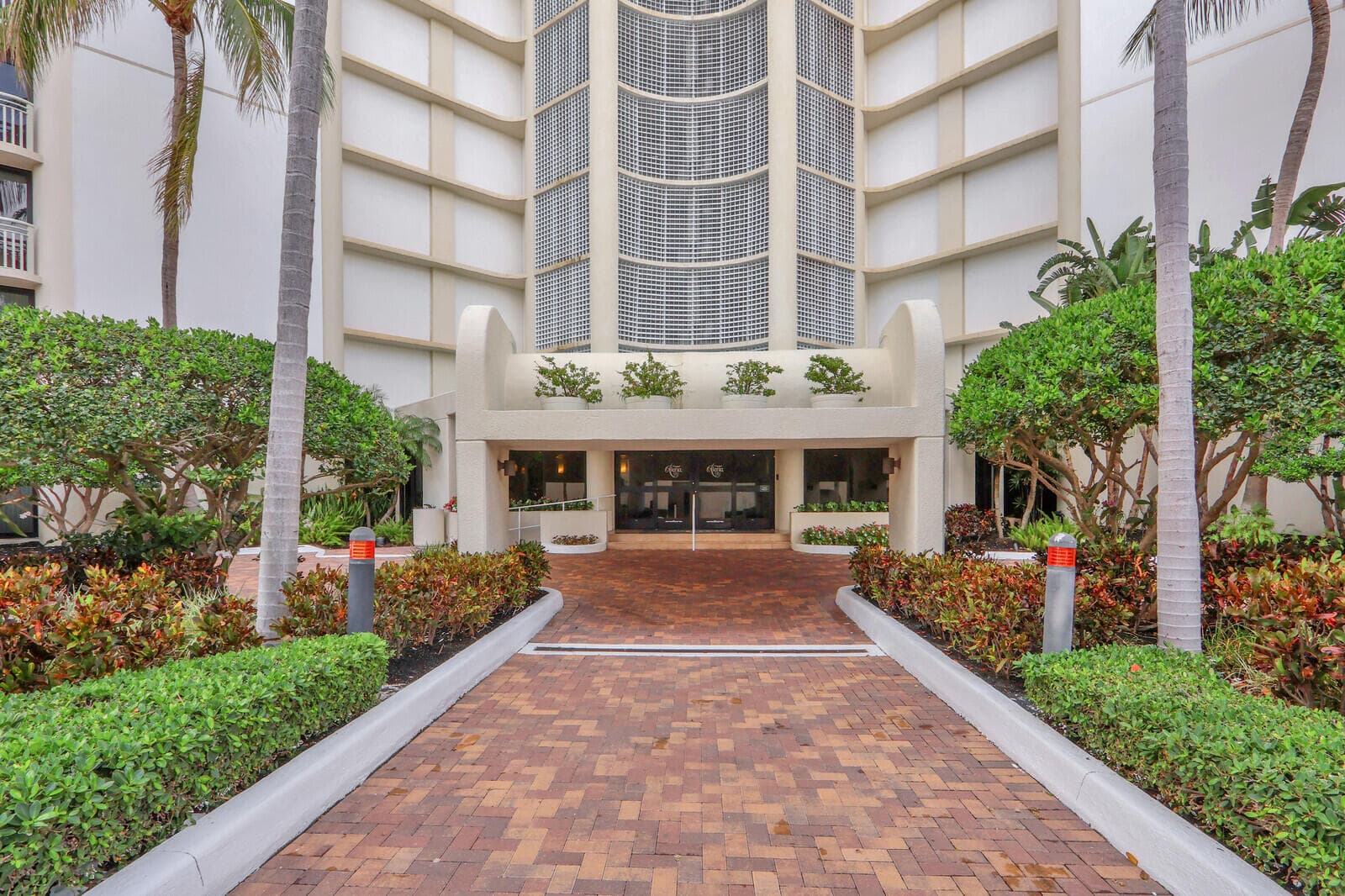 3000 N Ocean Drive 7h, Singer Island, FL 33404 — photo