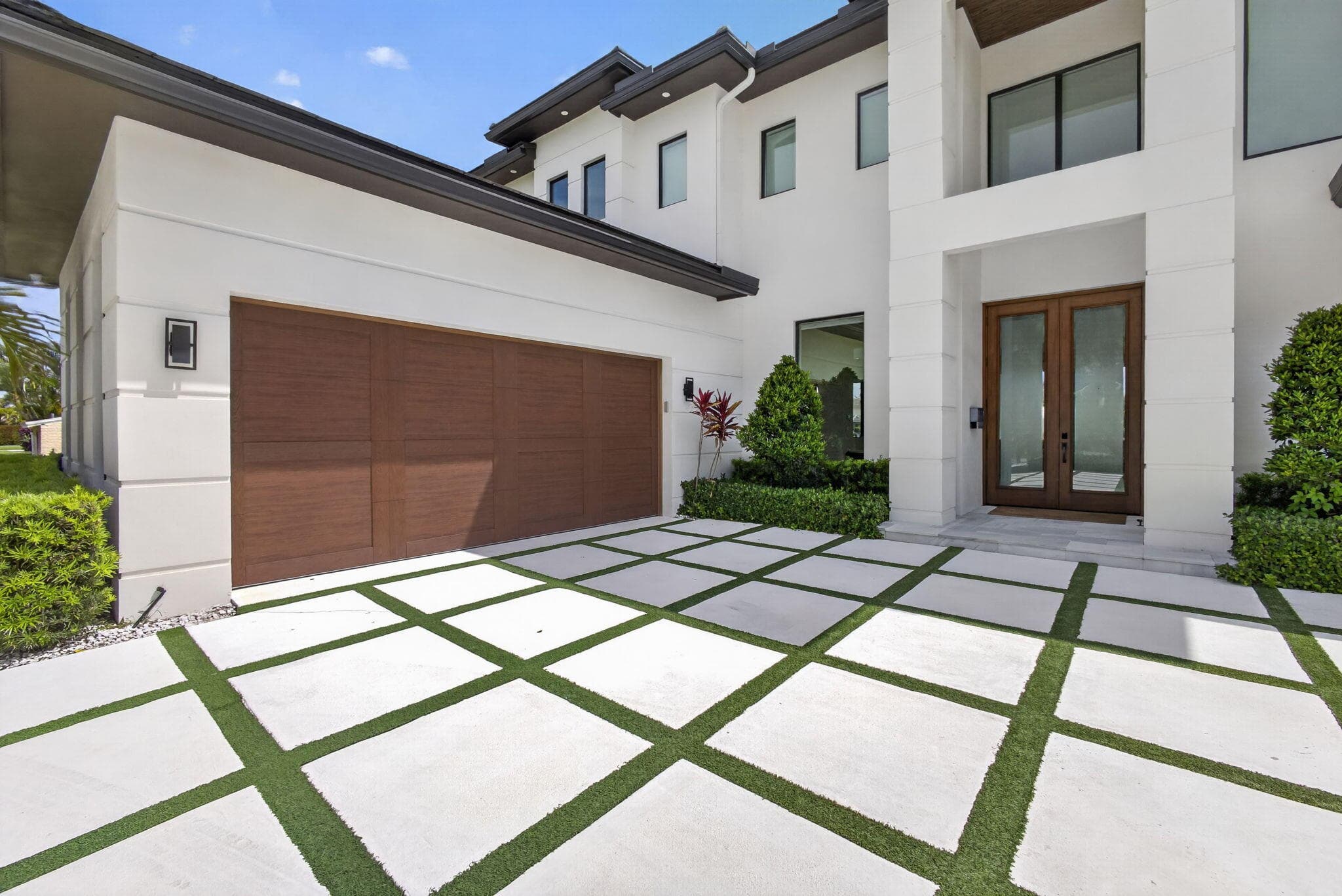 824 Shore Drive, North Palm Beach, FL 33408 — photo 13 of 133