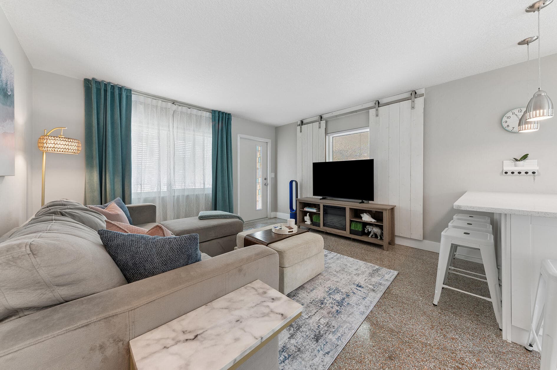 127 SW 10th Avenue, Boynton Beach, FL 33435 — photo 9 of 18