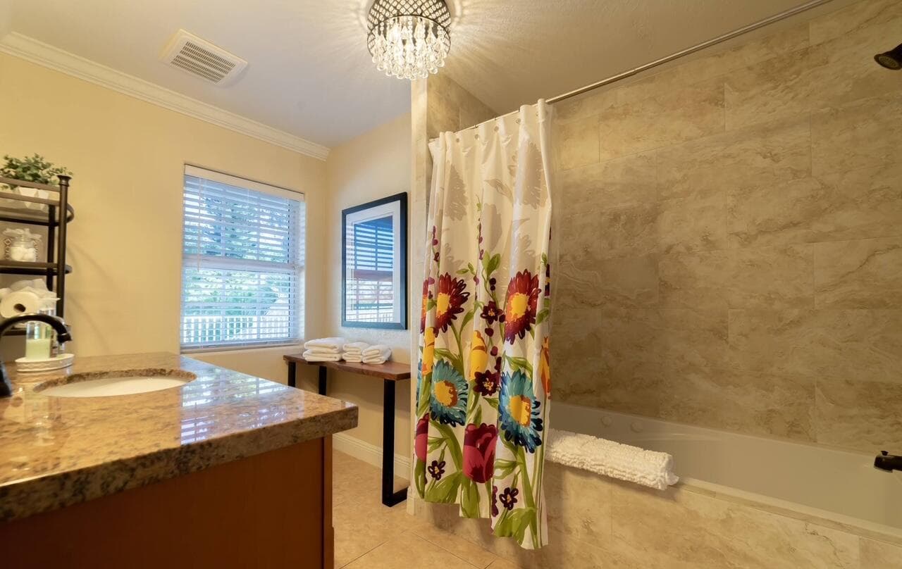 6850 Eastview Drive, Lake Worth, FL 33462 — photo 32 of 44