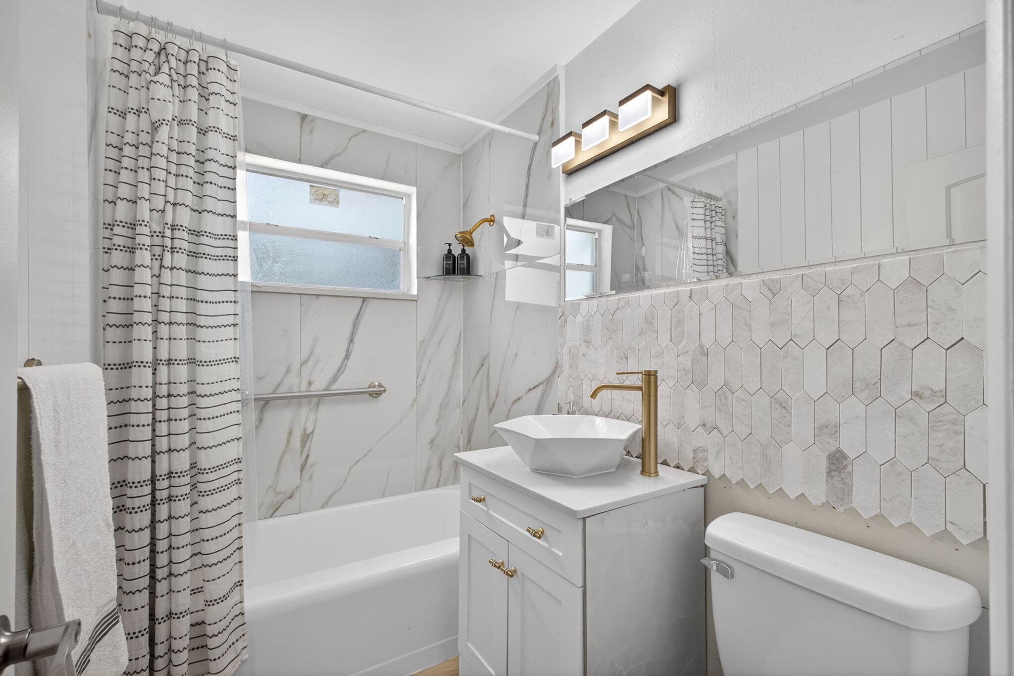 140 W 31st Court, Riviera Beach, FL 33404 — photo 24 of 59