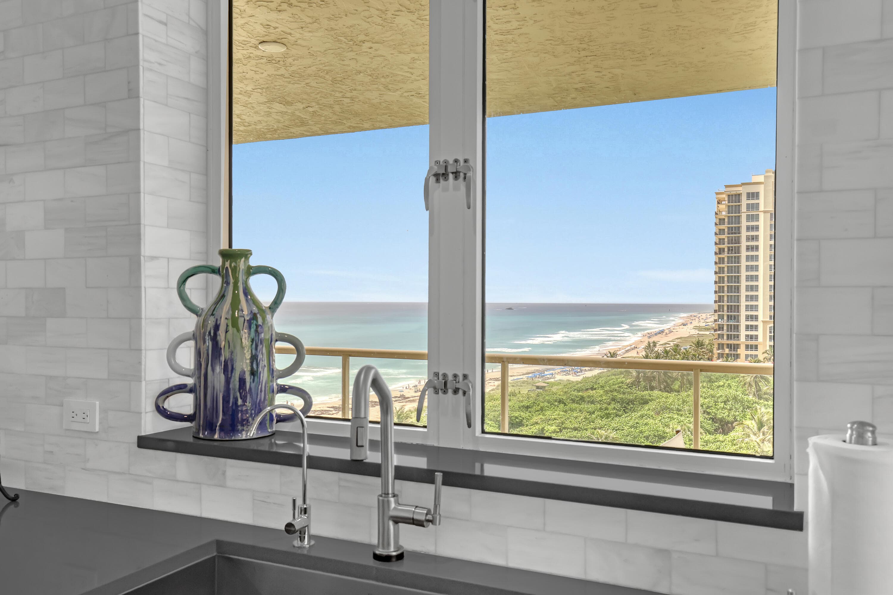 3920 N Ocean Drive 9b, Singer Island, FL 33404 — photo 16 of 86