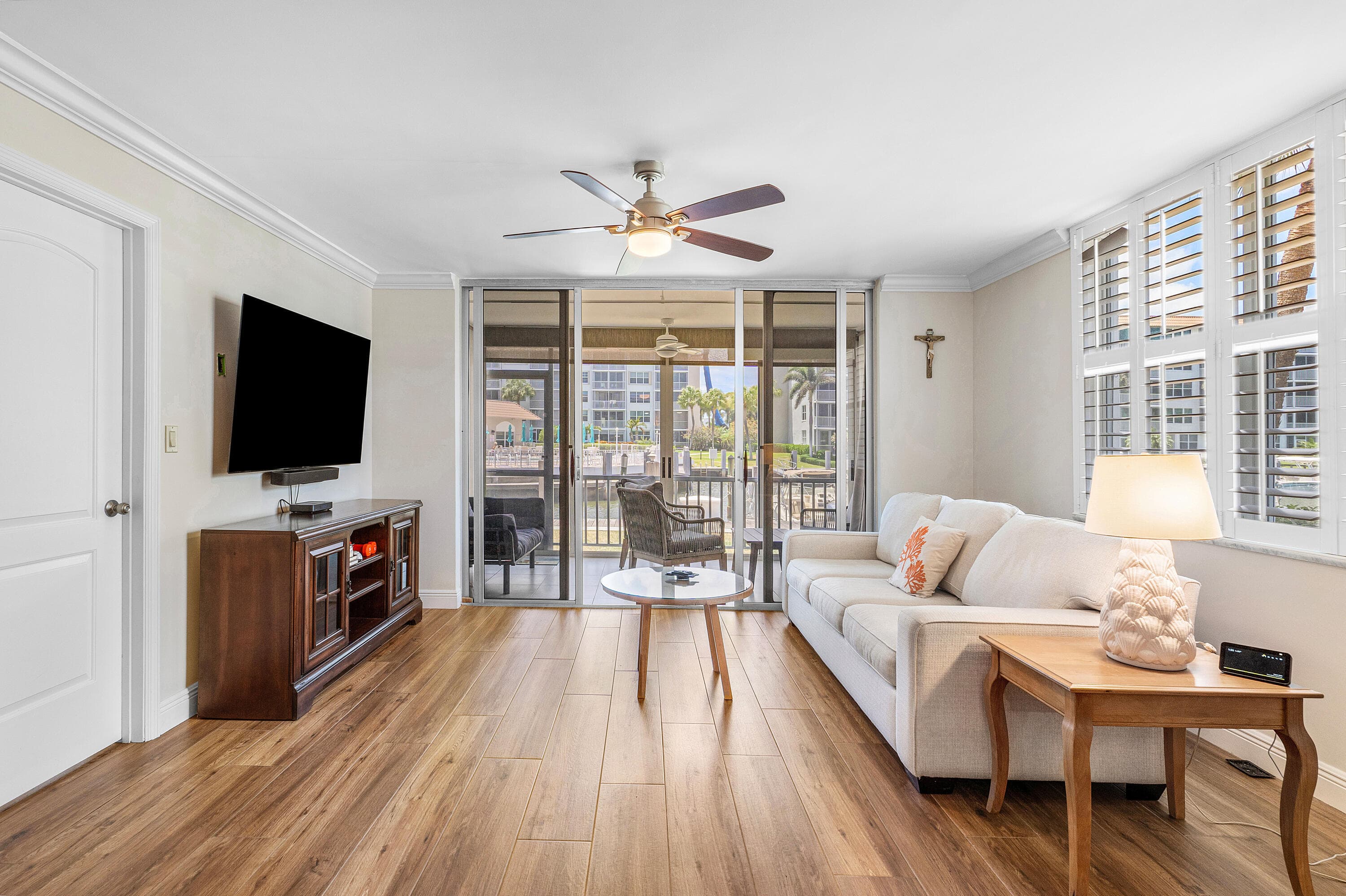 911 Gardenia Drive 154, Delray Beach, FL 33483 — photo 14 of 36