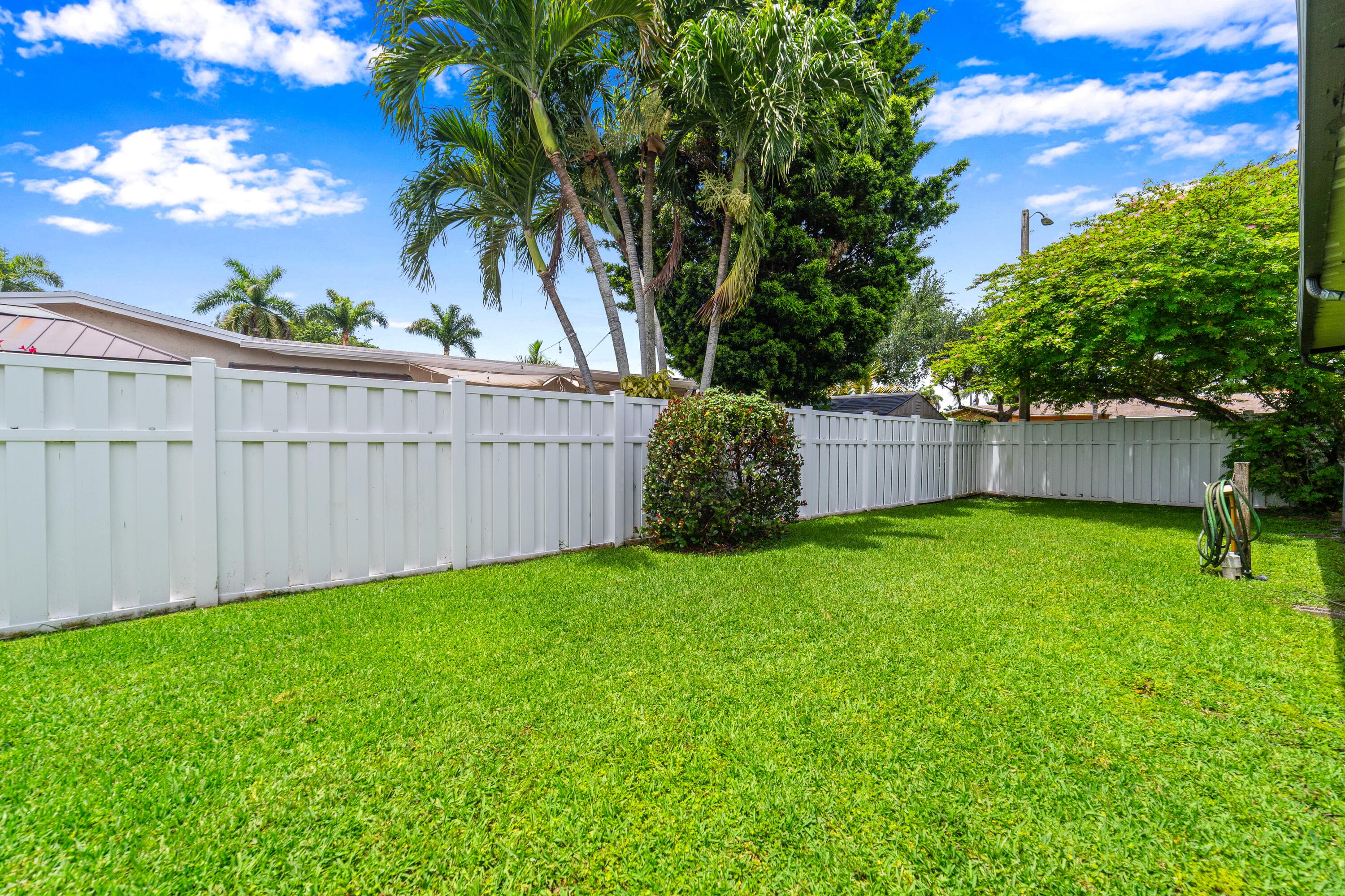 10578 NW 3 Street, Plantation, FL 33324 — photo 27 of 34
