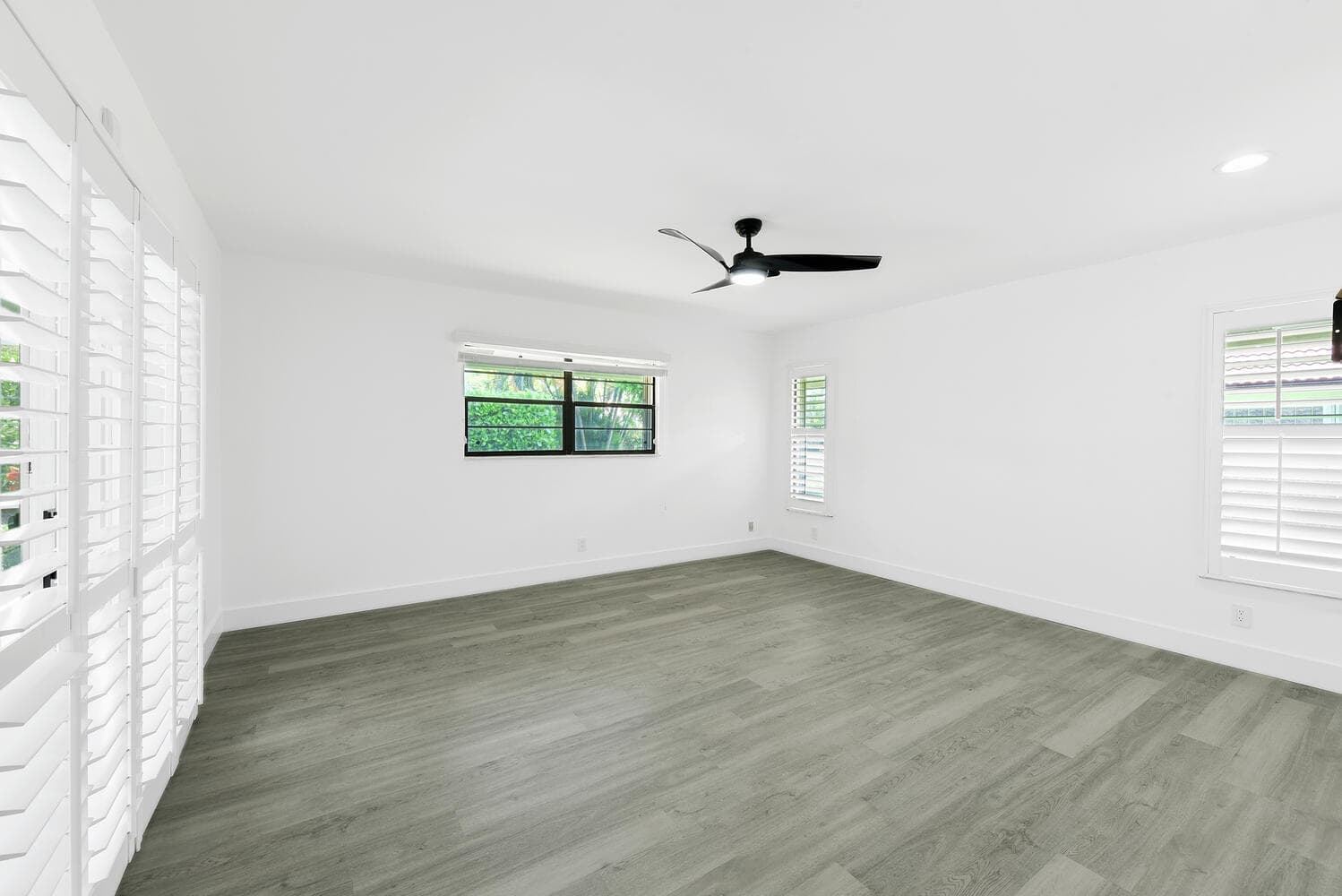 3185 St James Drive, Boca Raton, FL 33434 — photo 15 of 41