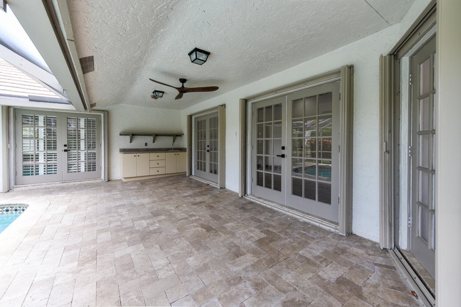 3185 St James Drive, Boca Raton, FL 33434 — photo 32 of 41