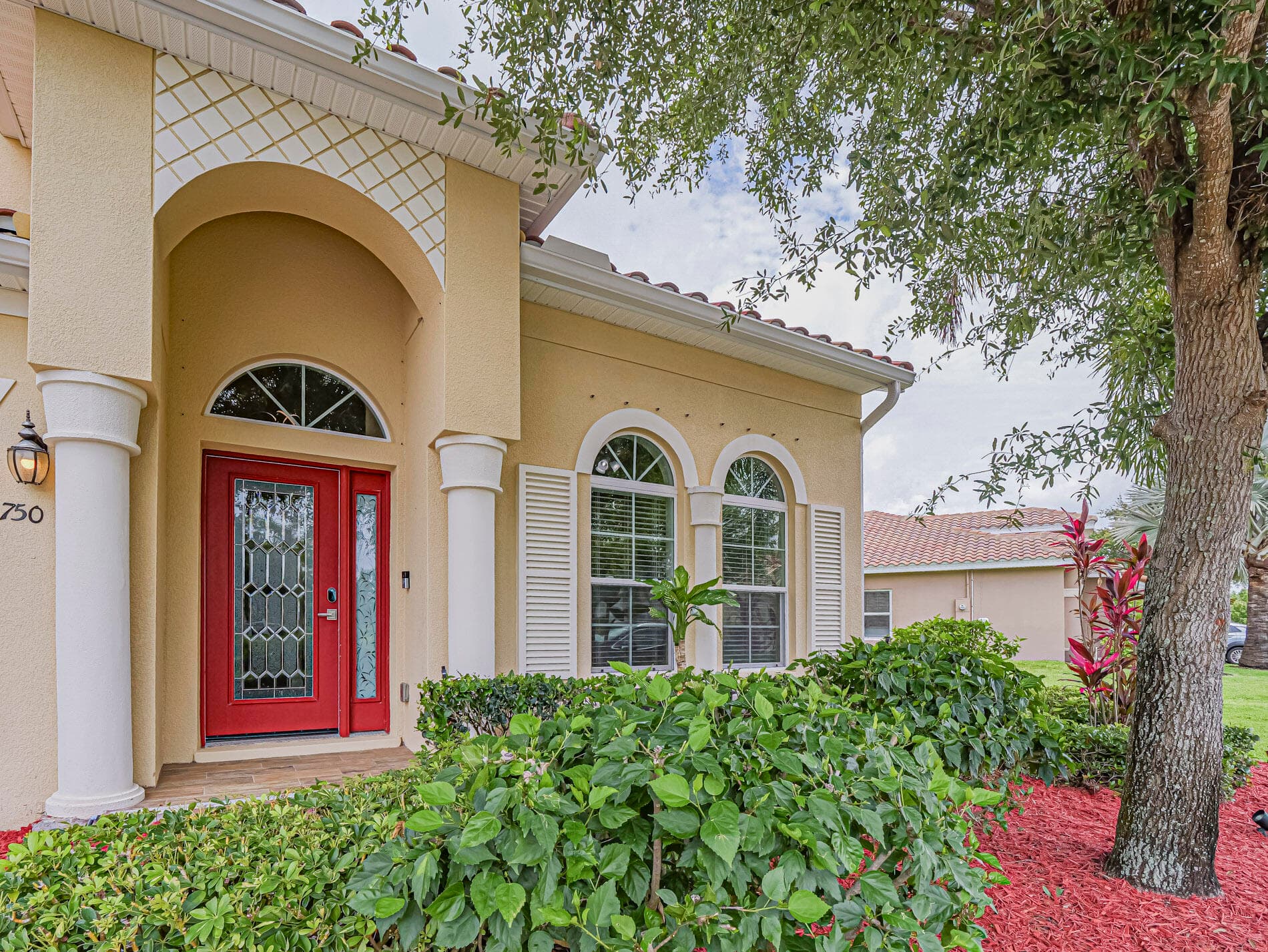 1750 SW Berkshire Cir Circle SW, Vero Beach, FL 32968 — photo 3 of 61