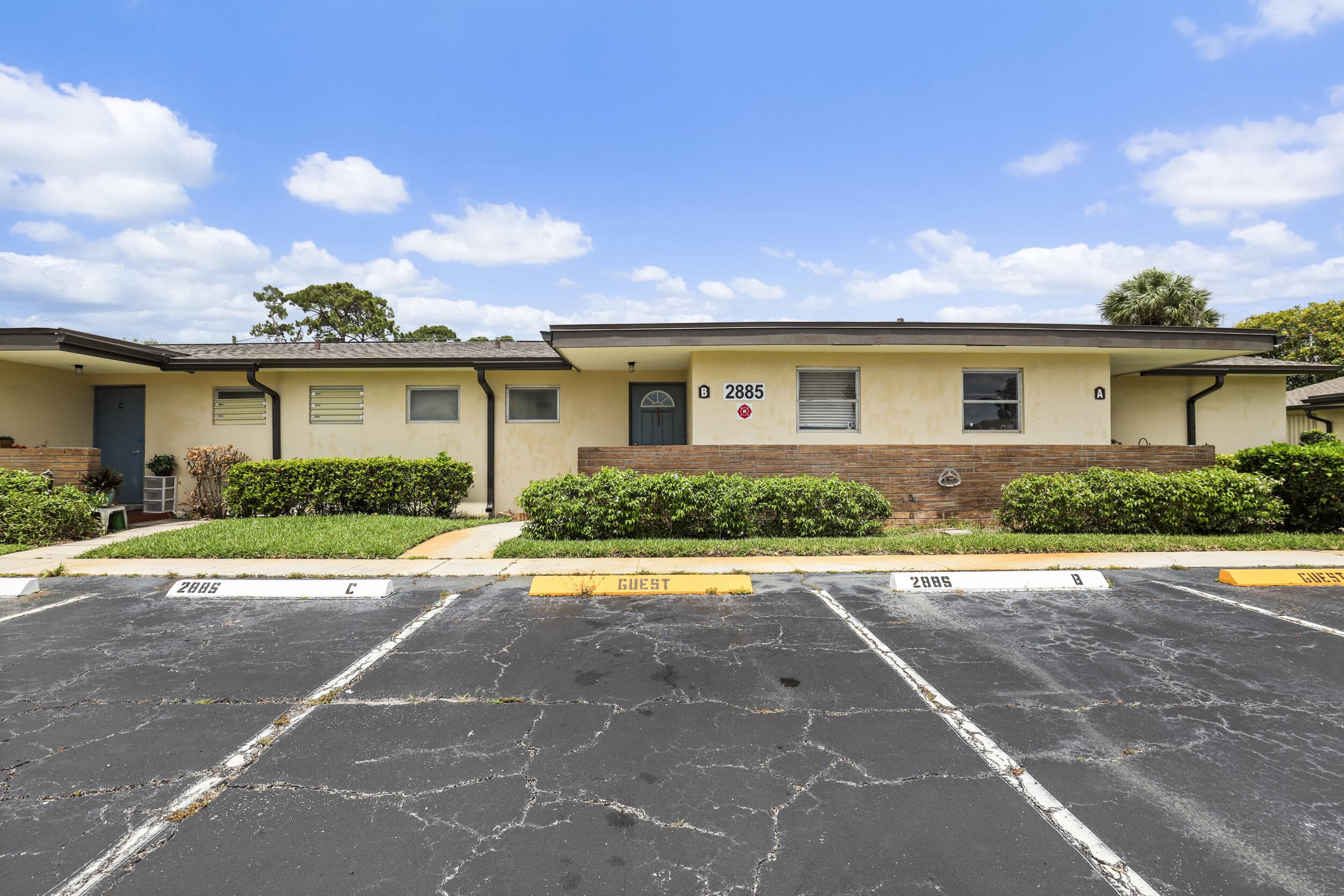 2885 W Ashley Dr Drive W B, West Palm Beach, FL 33415 — photo 17 of 34