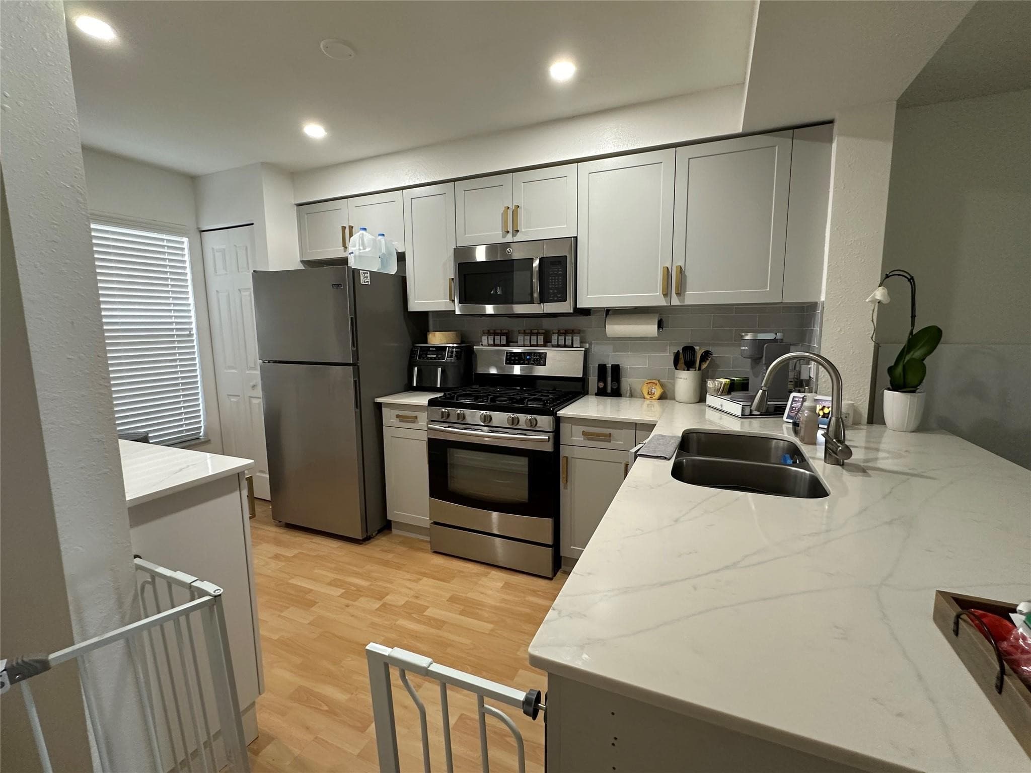 8035 Sanibel Drive, Tamarac, FL 33321 — photo 3 of 38